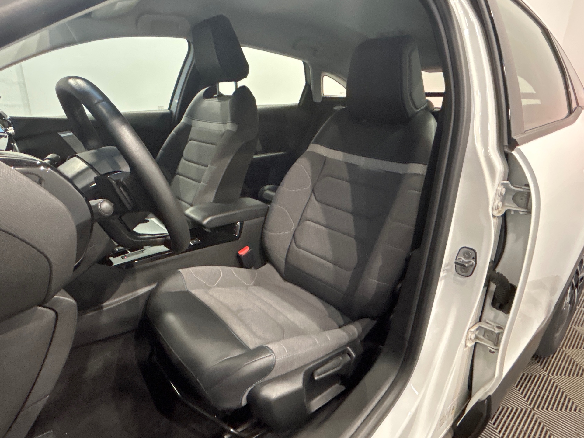 CITROEN C4 PT130 S&S BVM6 FEELPK
