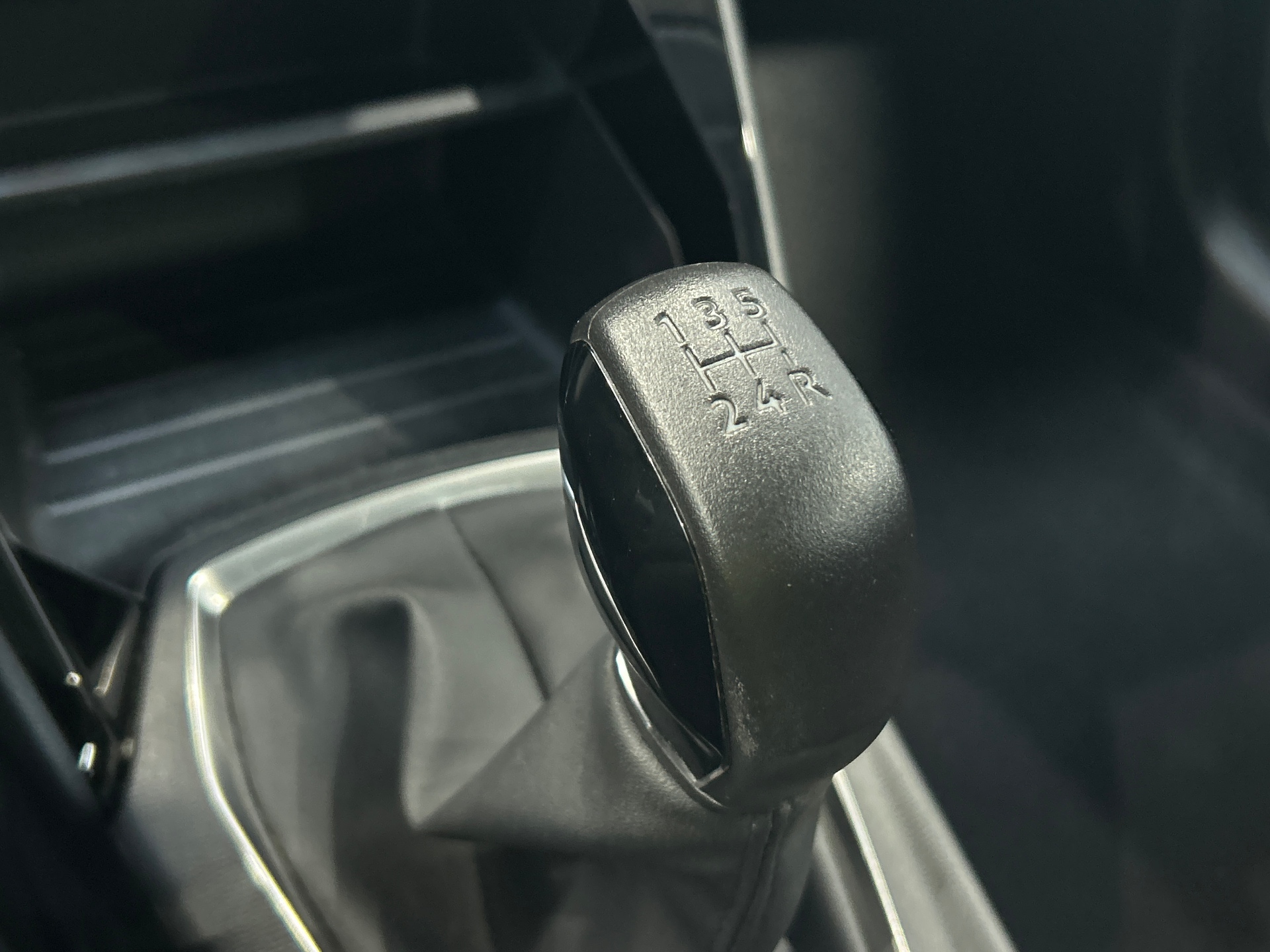 PEUGEOT 208 STYLE PURETECH 75 S&S BVM5