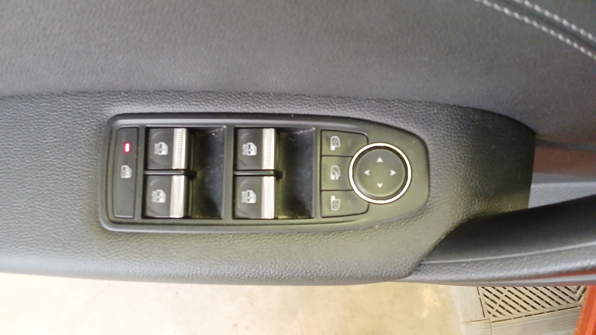 RENAULT CAPTUR techno mild hybrid 160 EDC