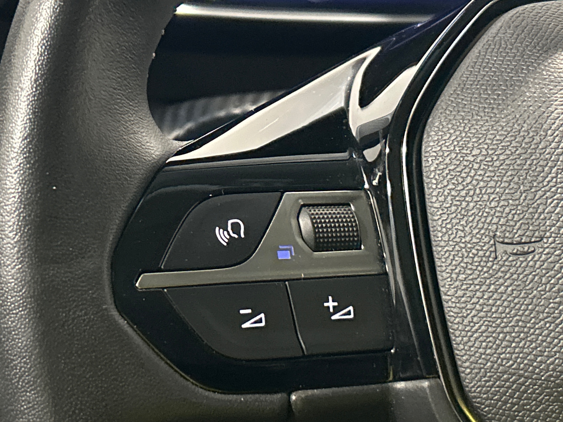 PEUGEOT 208 ALLURE PACK PURETECH 100 S&S BVM6