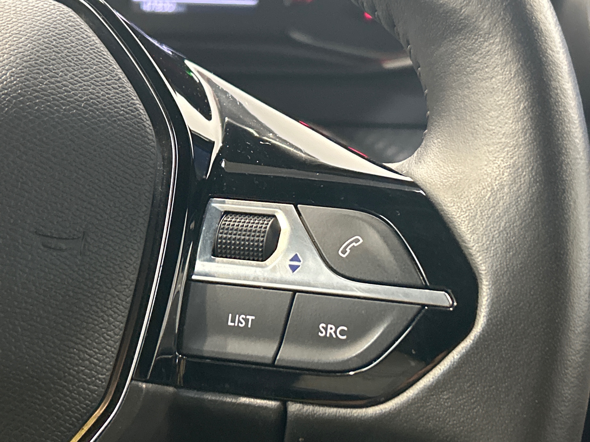 PEUGEOT 2008 ALLURE PT 130 S&S BVM6
