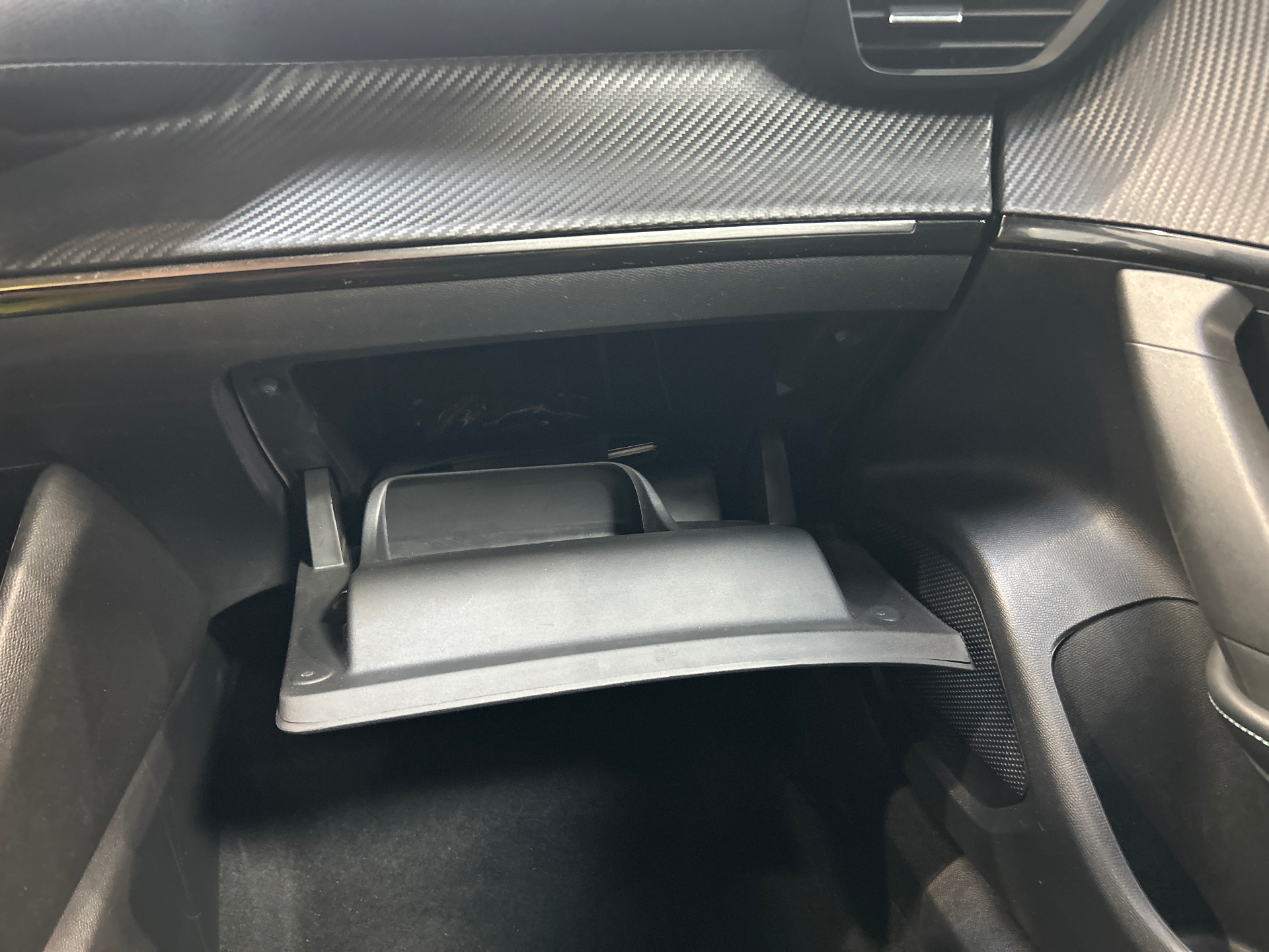 PEUGEOT 2008 ALLURE PT 130 S&S BVM6