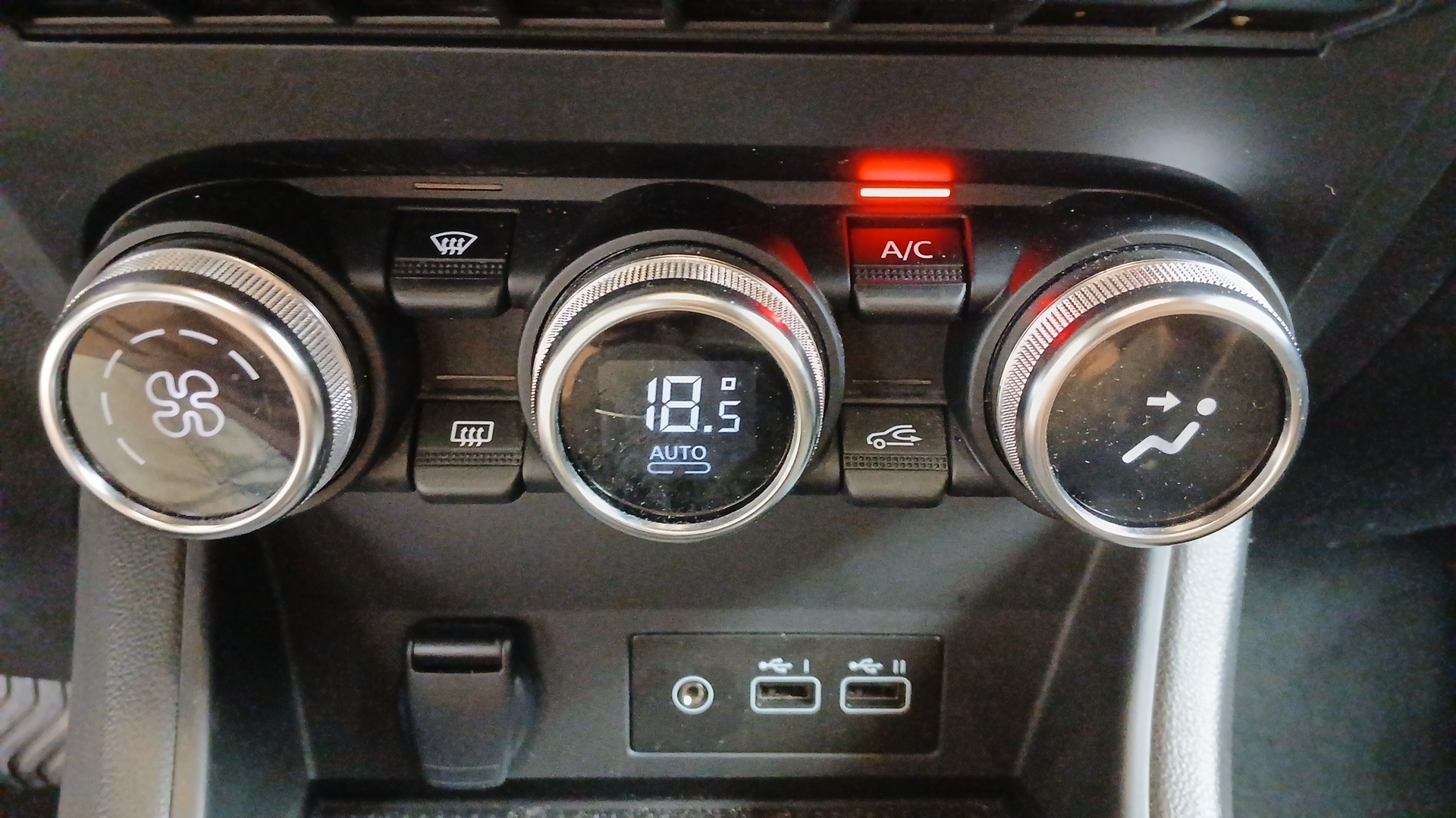 RENAULT CAPTUR techno mild hybrid 160 EDC