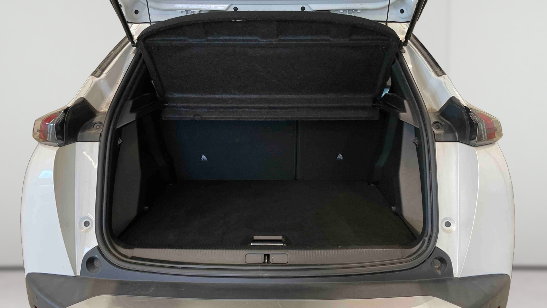 PEUGEOT 2008 ALLURE PACK PT 130 S&S BVM6