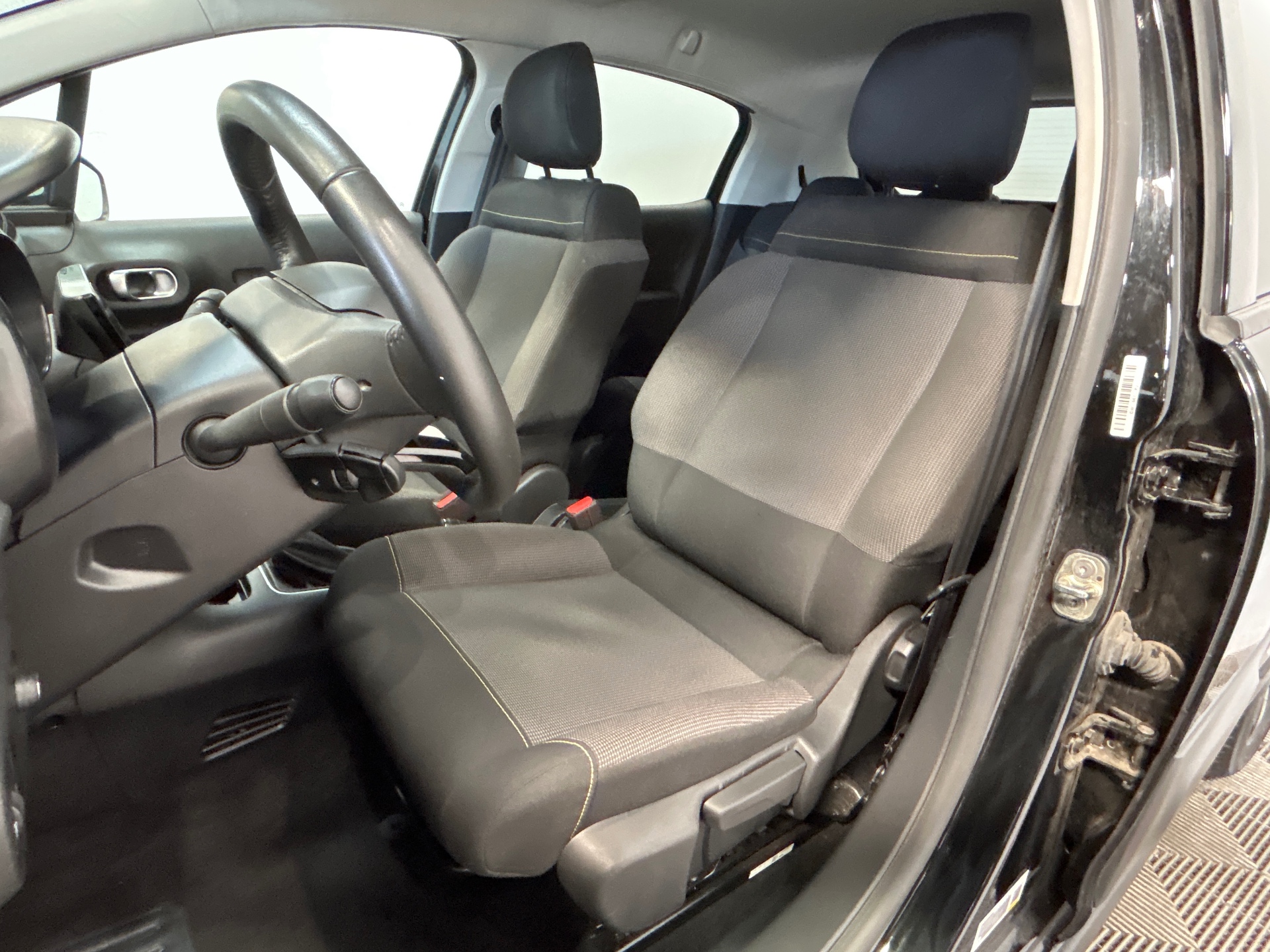 CITROEN C3 PURETECH 110 S&S EAT6 MAX