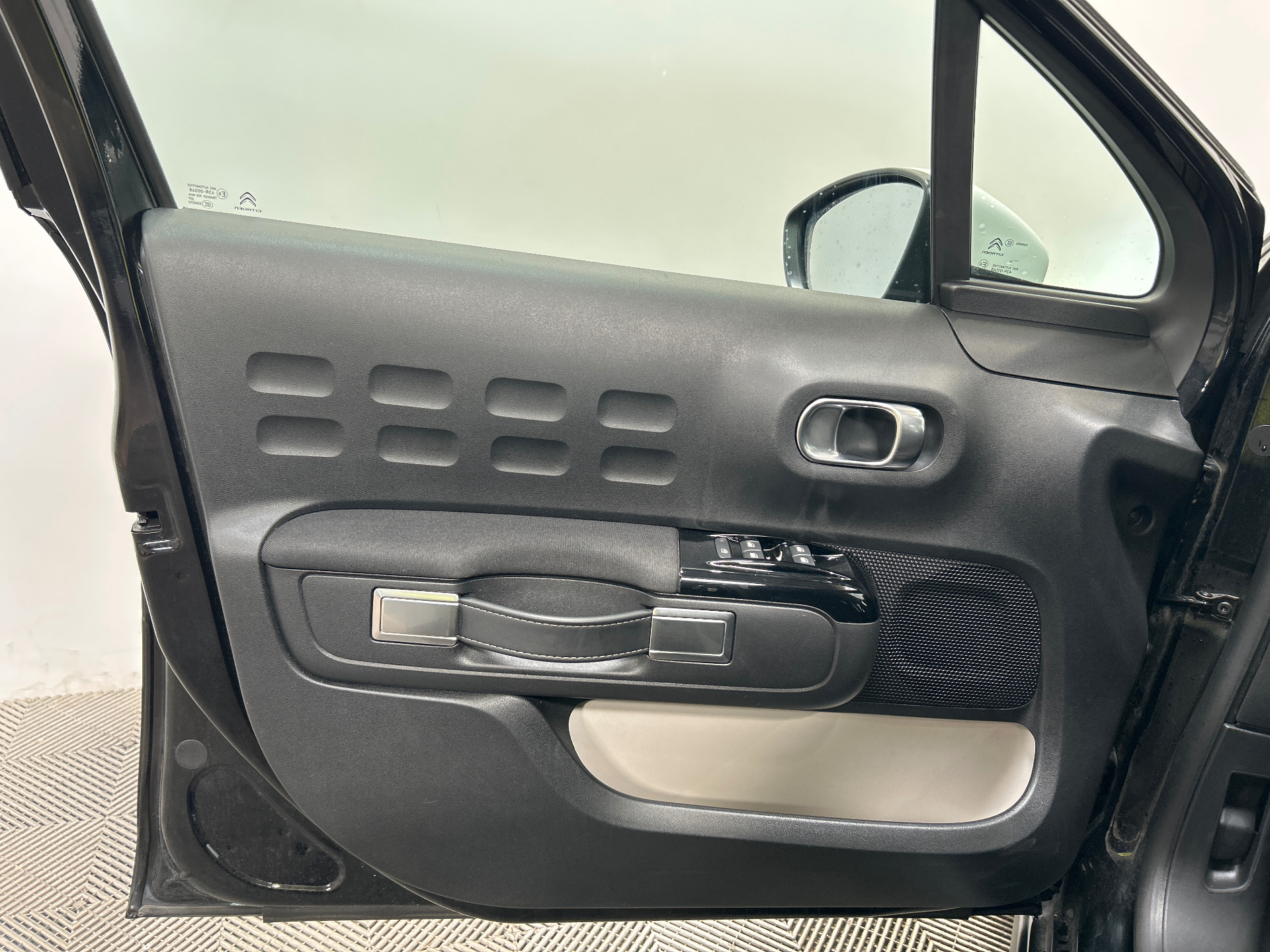 CITROEN C3 PURETECH 110 S&S EAT6 MAX