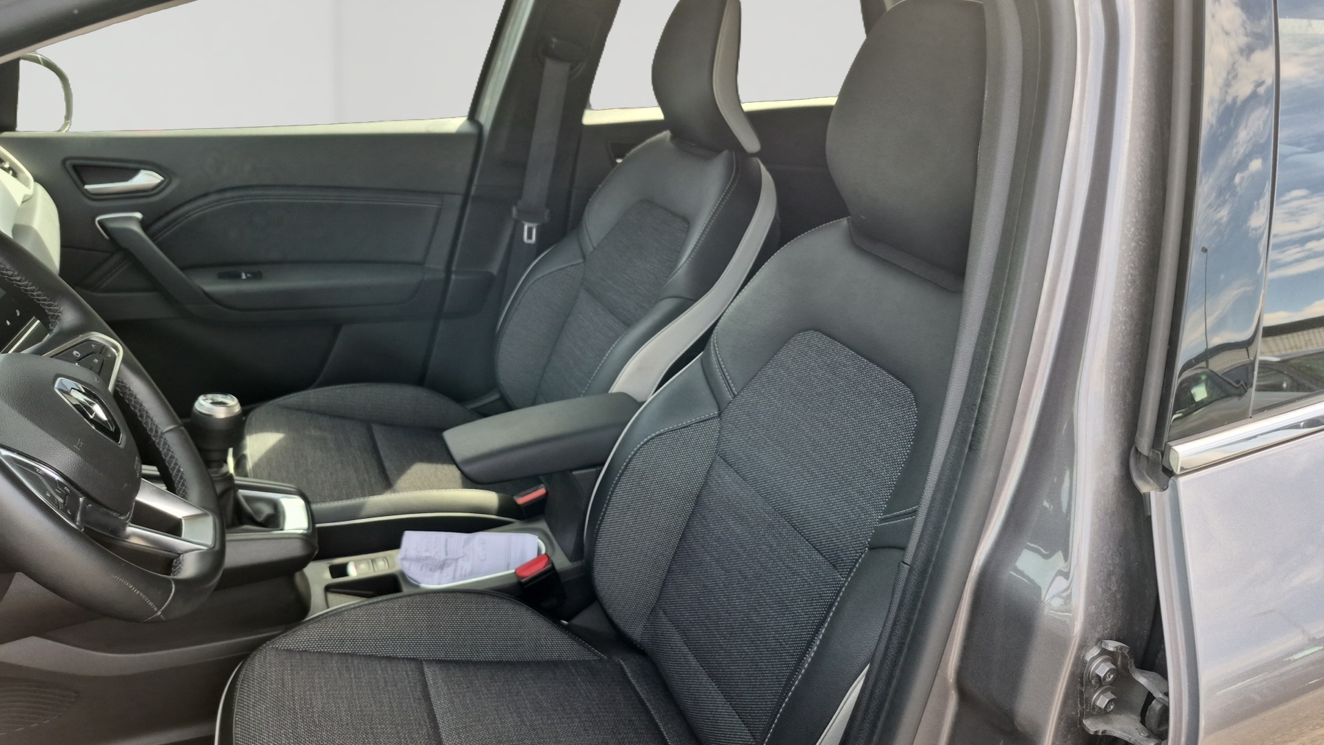 RENAULT CAPTUR techno TCe 90