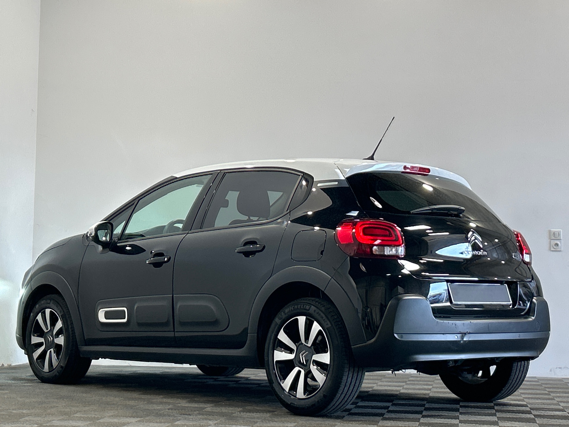 CITROEN C3 PT110 S&S BVM6 SHINE