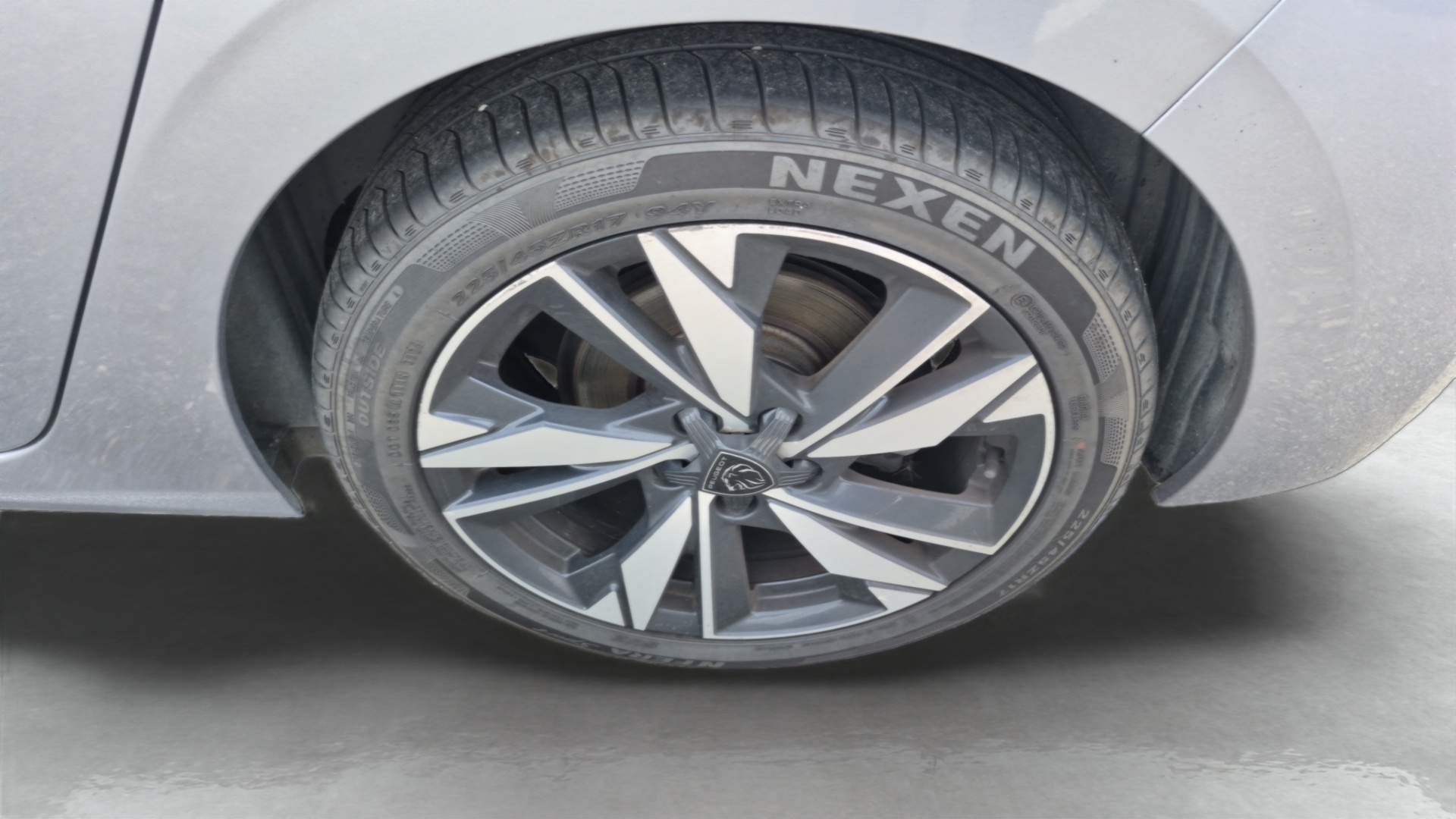 PEUGEOT 308 ALLURE PURETECH 130 S&S BVM6