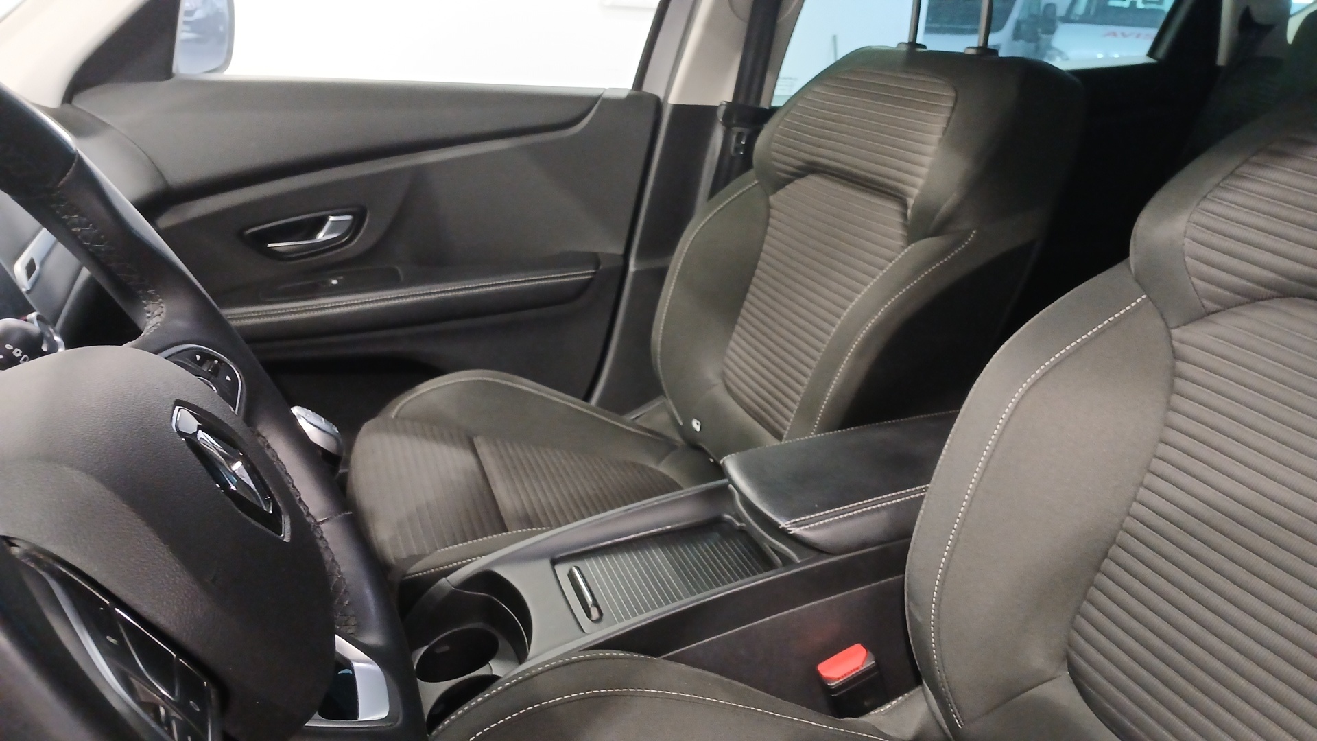 RENAULT SCENIC IV BUSINESS Blue dCi 120 - 21 Business