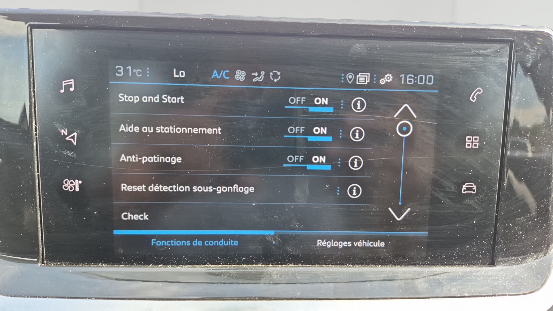 PEUGEOT 208 ALLURE PURETECH 100 BVM