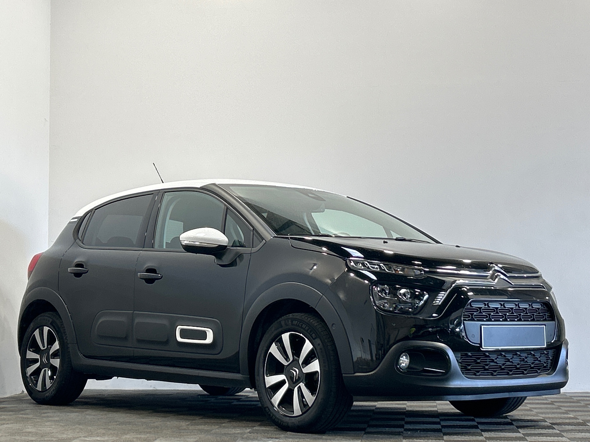 CITROEN C3 PT110 S&S BVM6 SHINE