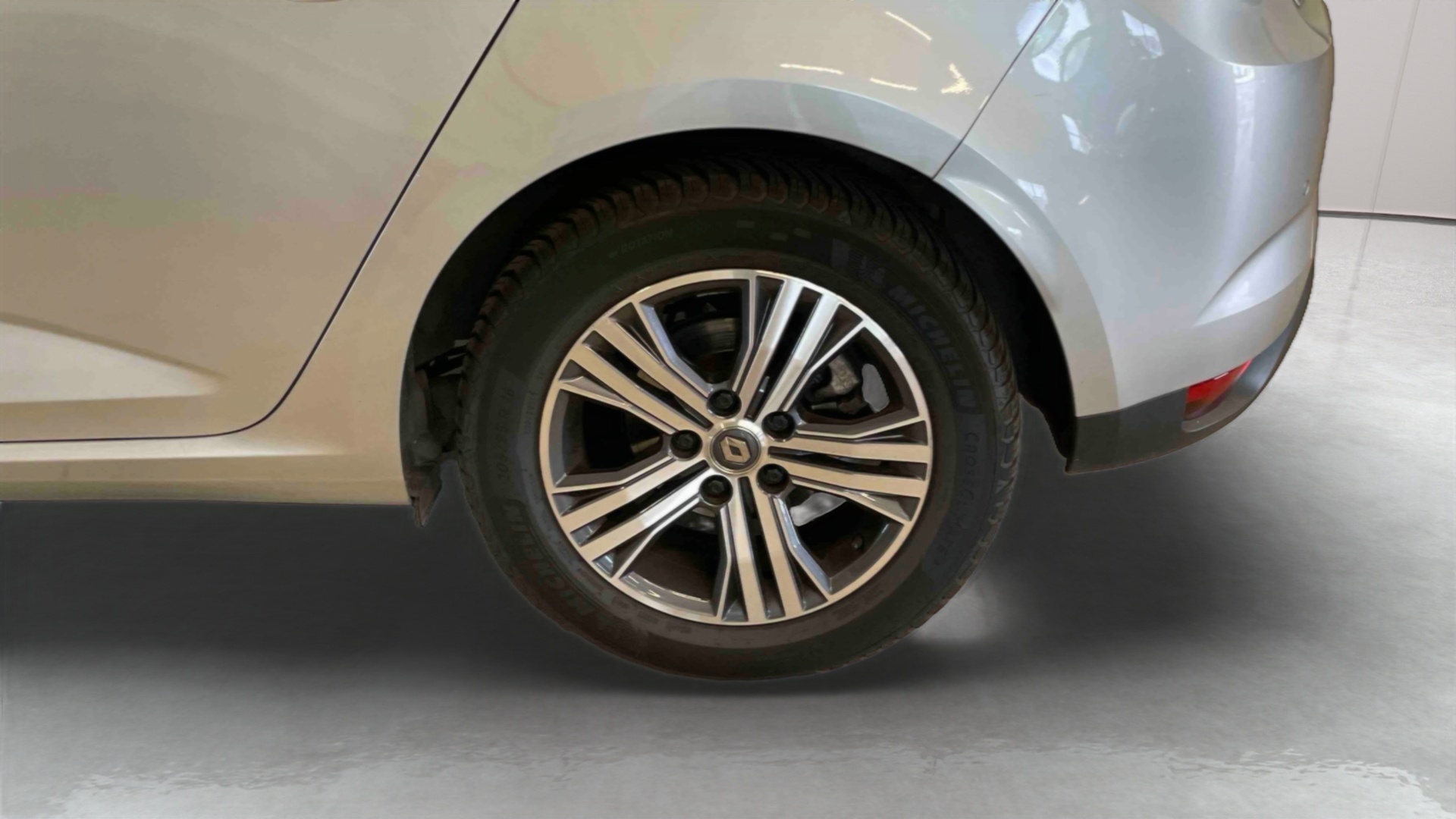 RENAULT MEGANE IV BERLINE Blue dCi 115 EDC Evolution