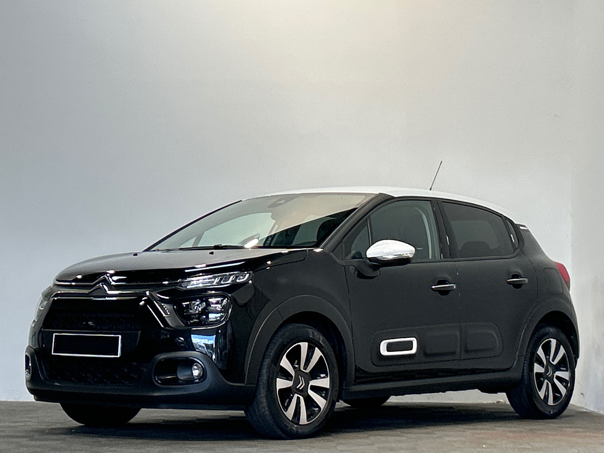 CITROEN C3 PURETECH 110 S&S EAT6 MAX