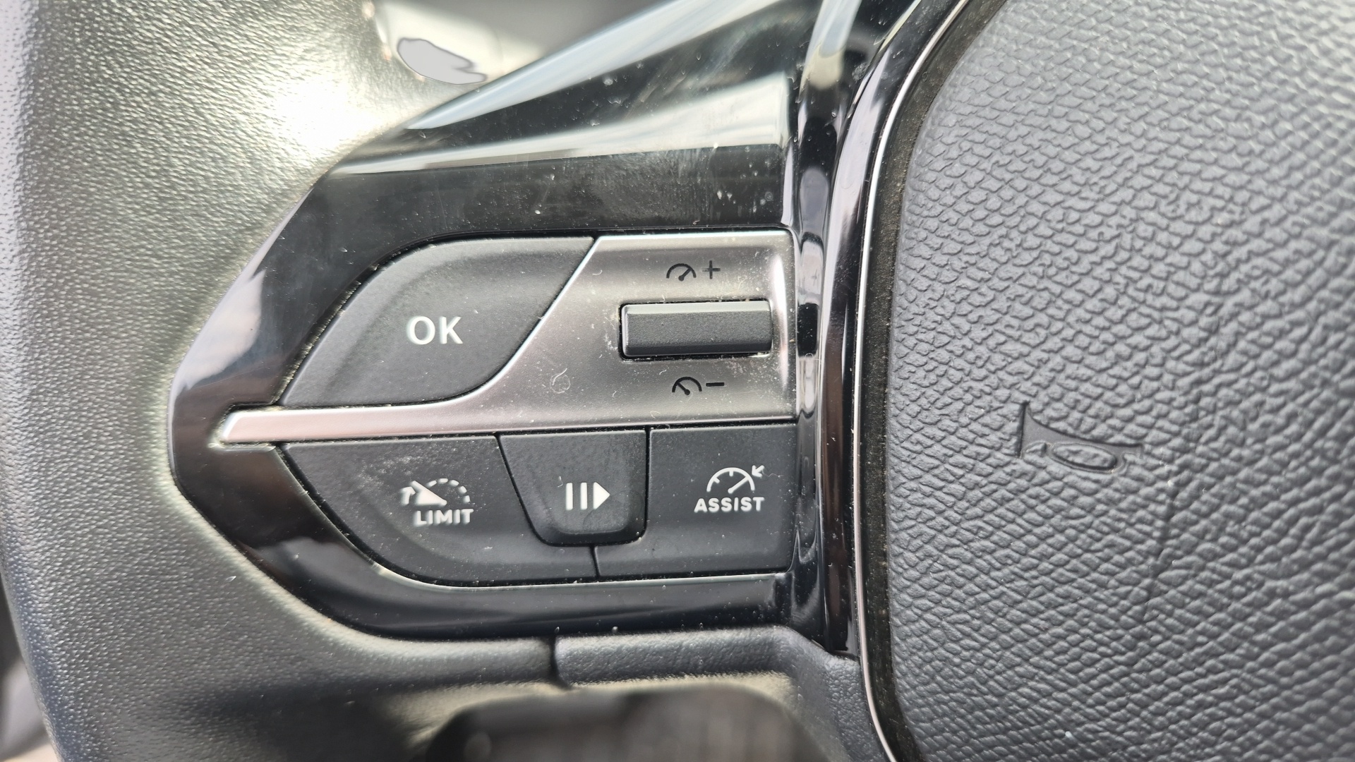 PEUGEOT 308 ALLURE PURETECH 130 S&S BVM6