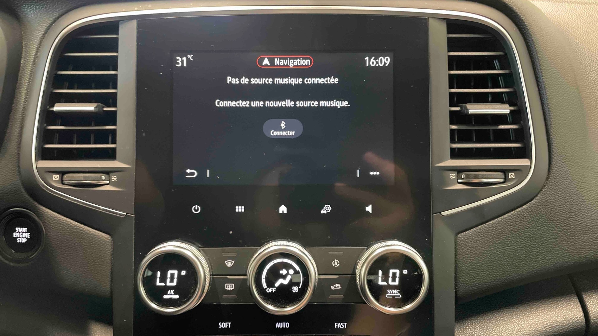 RENAULT MEGANE IV BERLINE Blue dCi 115 EDC Evolution