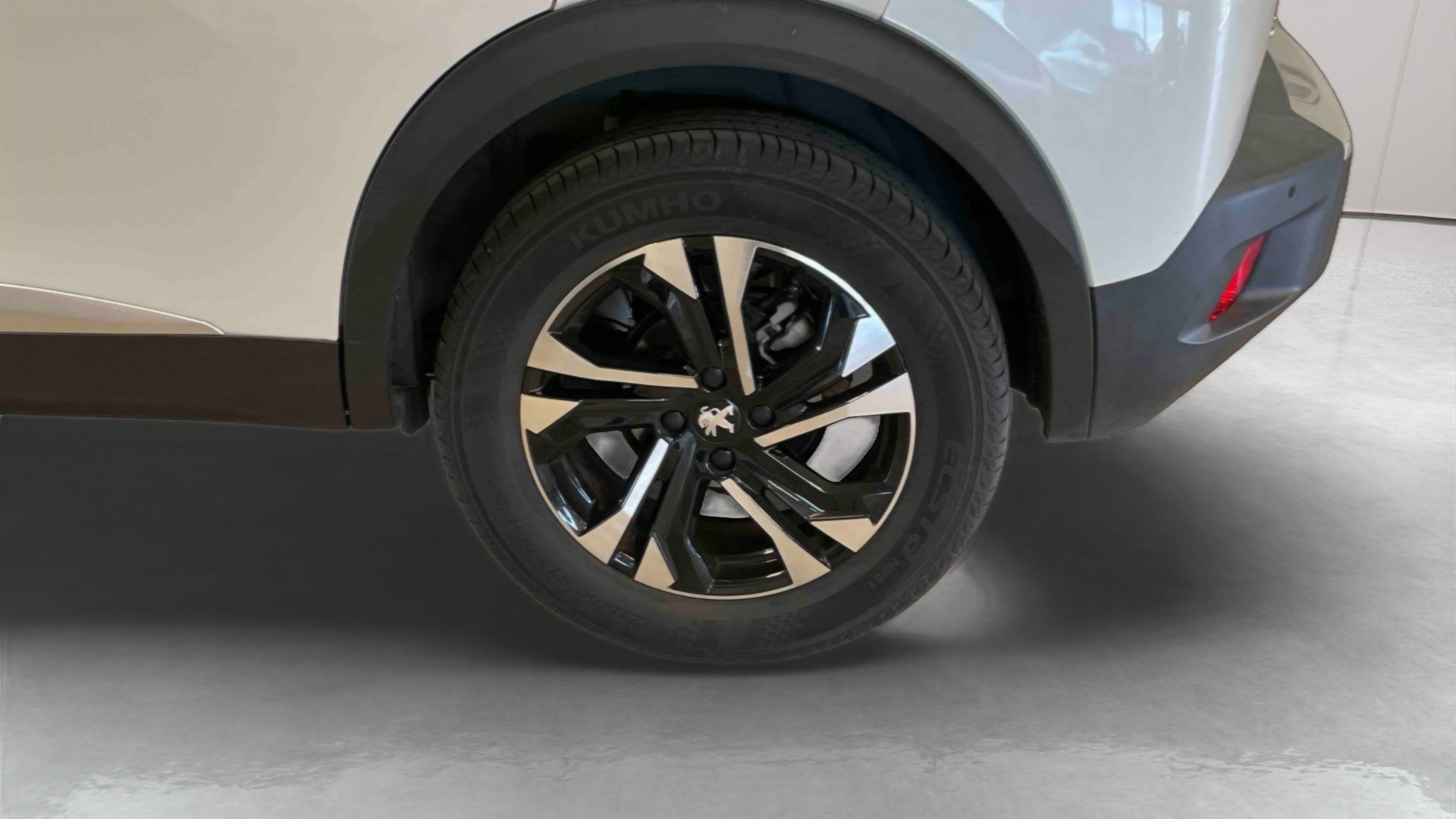 PEUGEOT 2008 ALLURE PACK PT 130 S&S BVM6