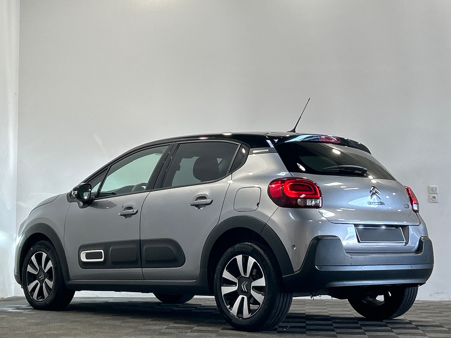 CITROEN C3 PT110 S&S BVM6 SHINE