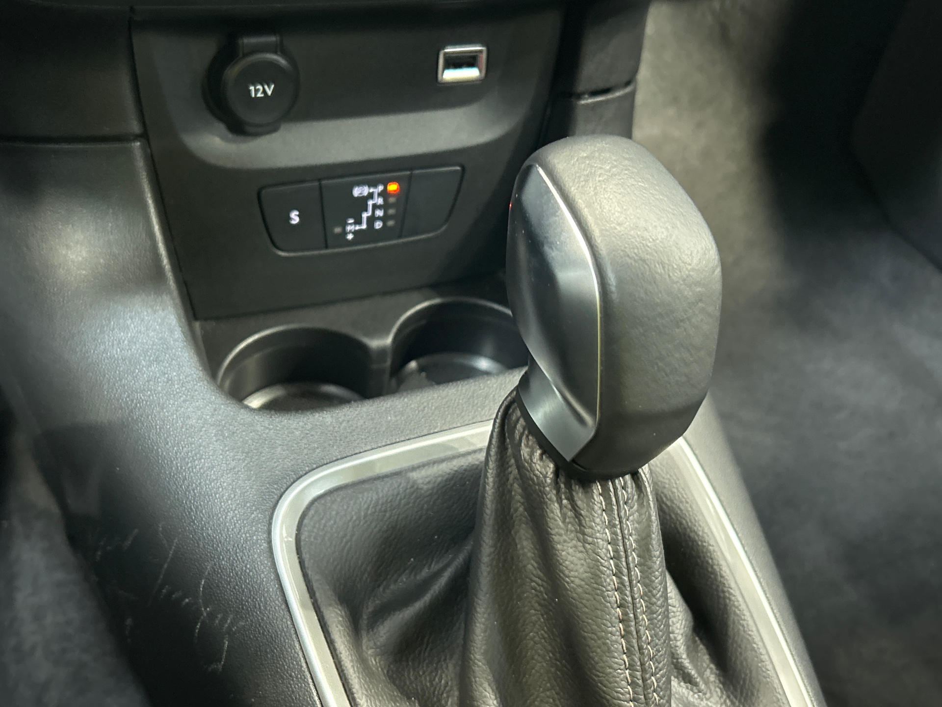 CITROEN C3 PURETECH 110 S&S EAT6 MAX