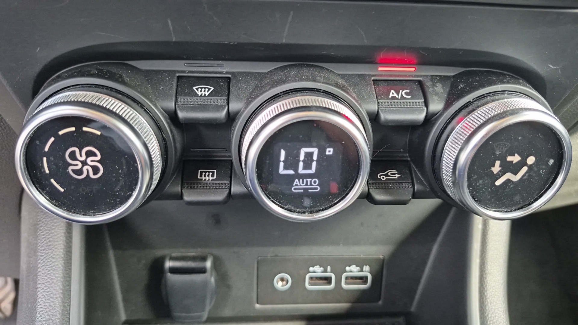 RENAULT CAPTUR techno TCe 90