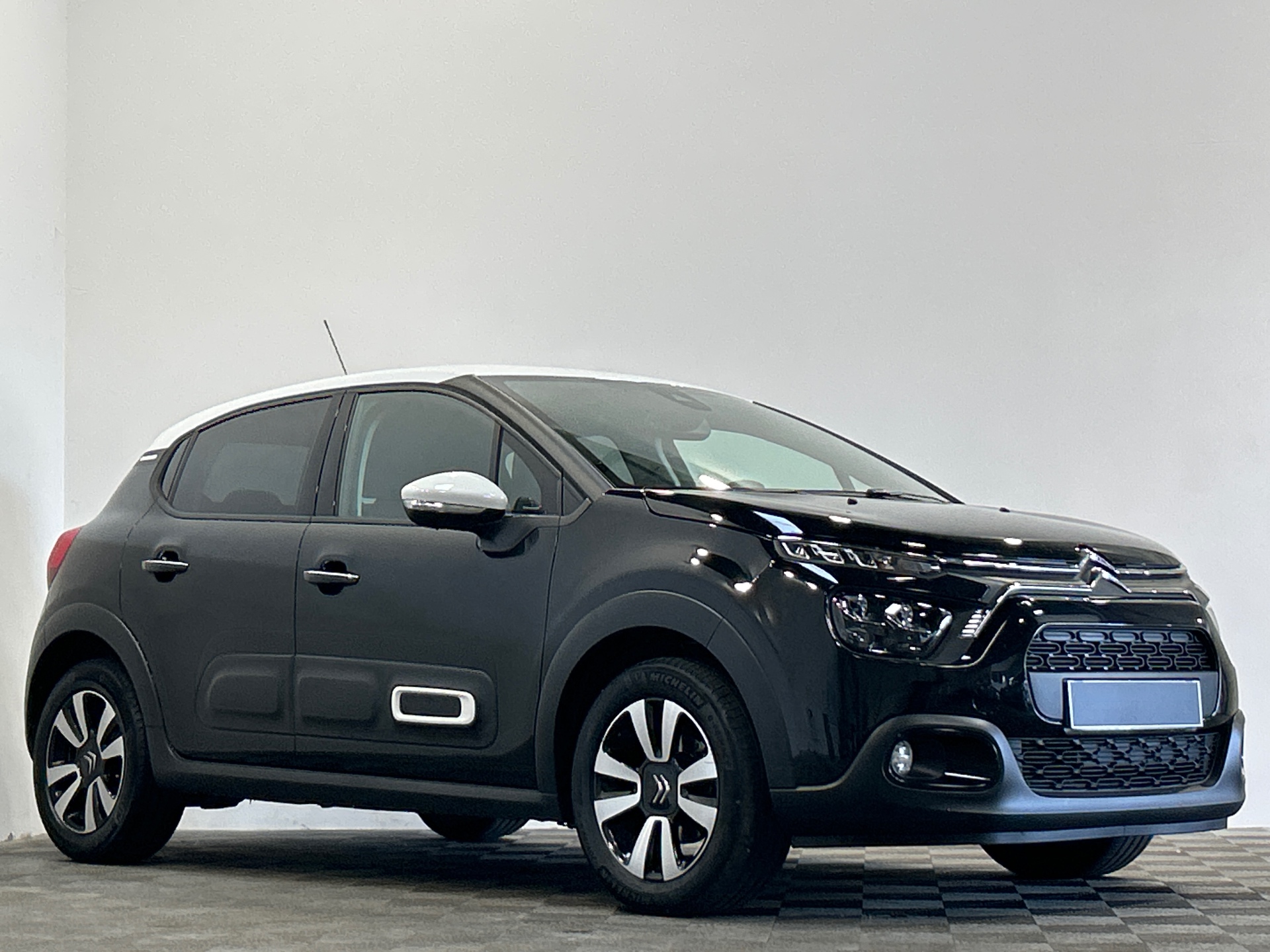 CITROEN C3 PURETECH 110 S&S EAT6 MAX