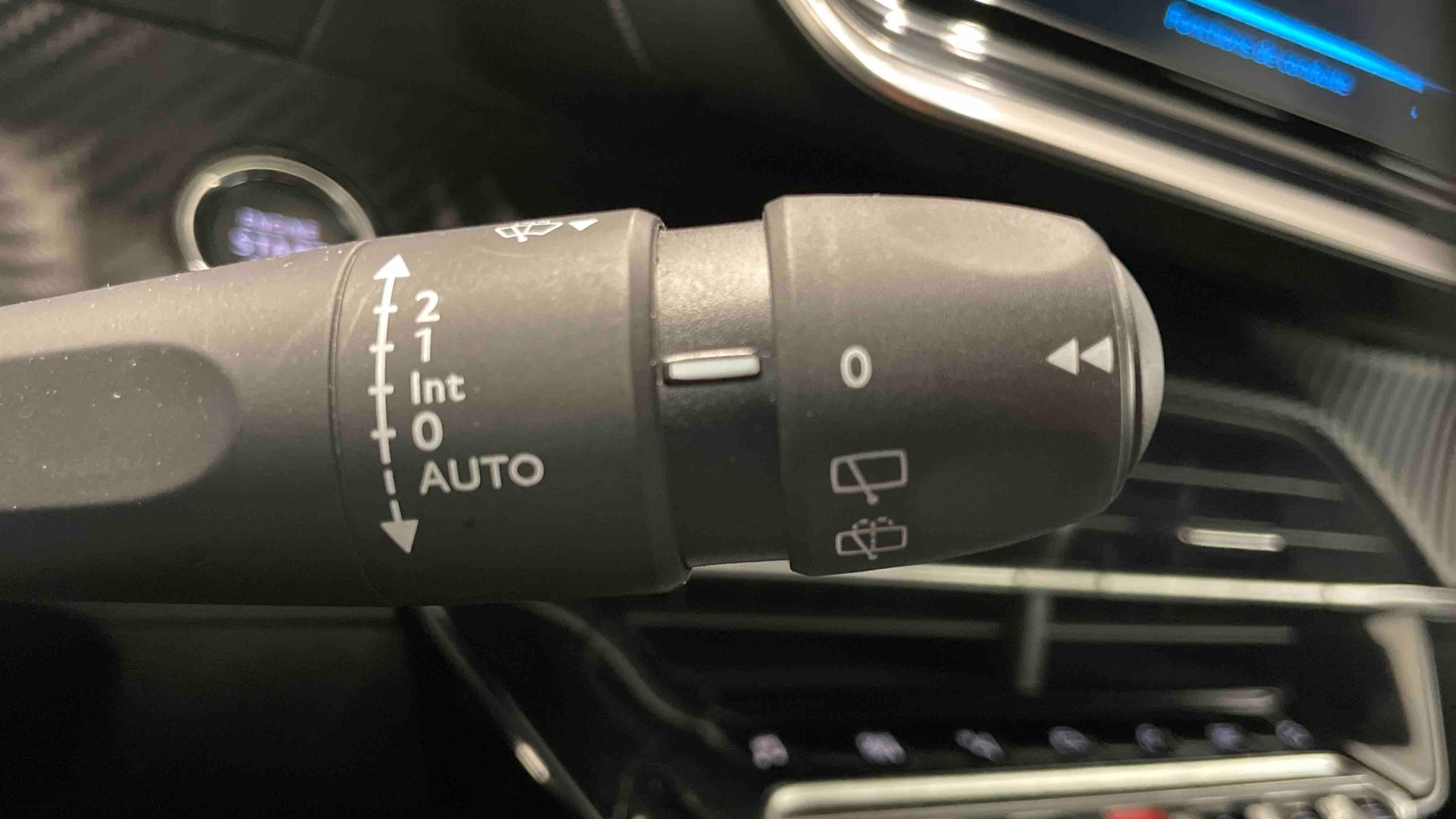 PEUGEOT 2008 ALLURE PACK PT 130 S&S BVM6