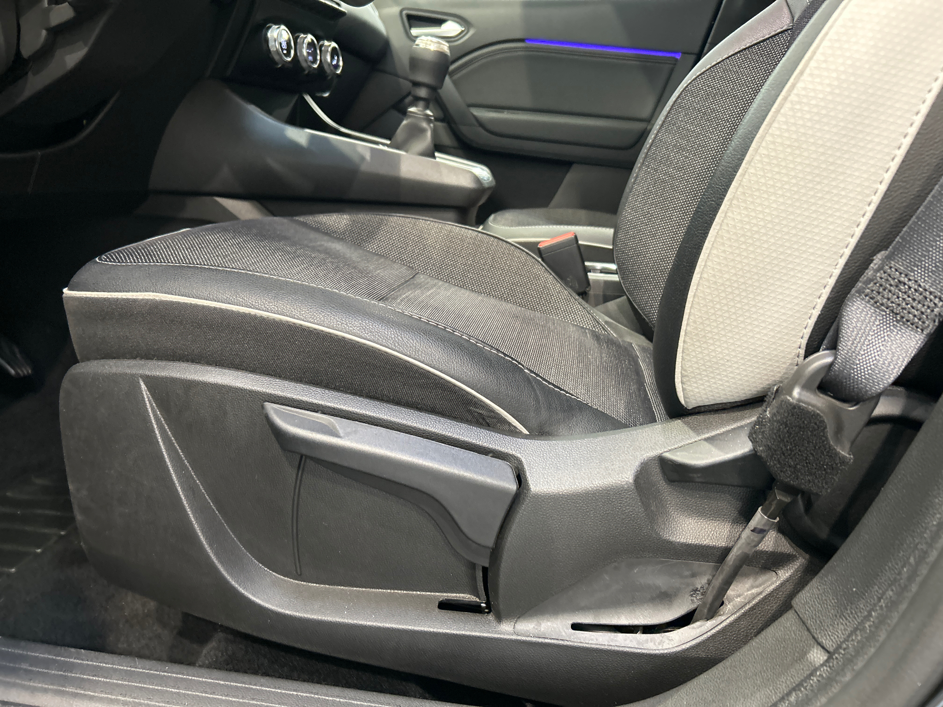 RENAULT CAPTUR techno TCe 90
