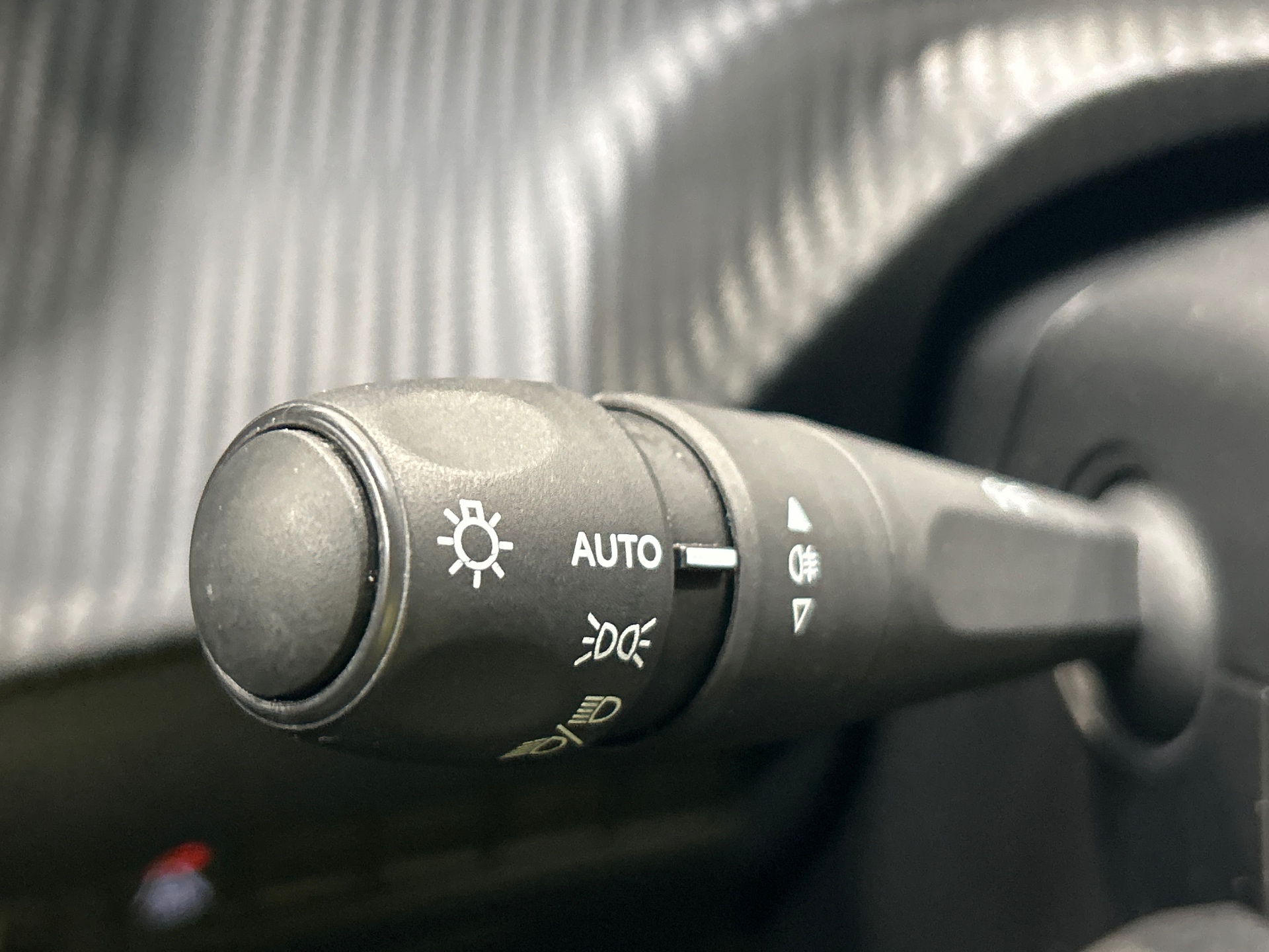 PEUGEOT 208 STYLE PURETECH 75 S&S BVM5