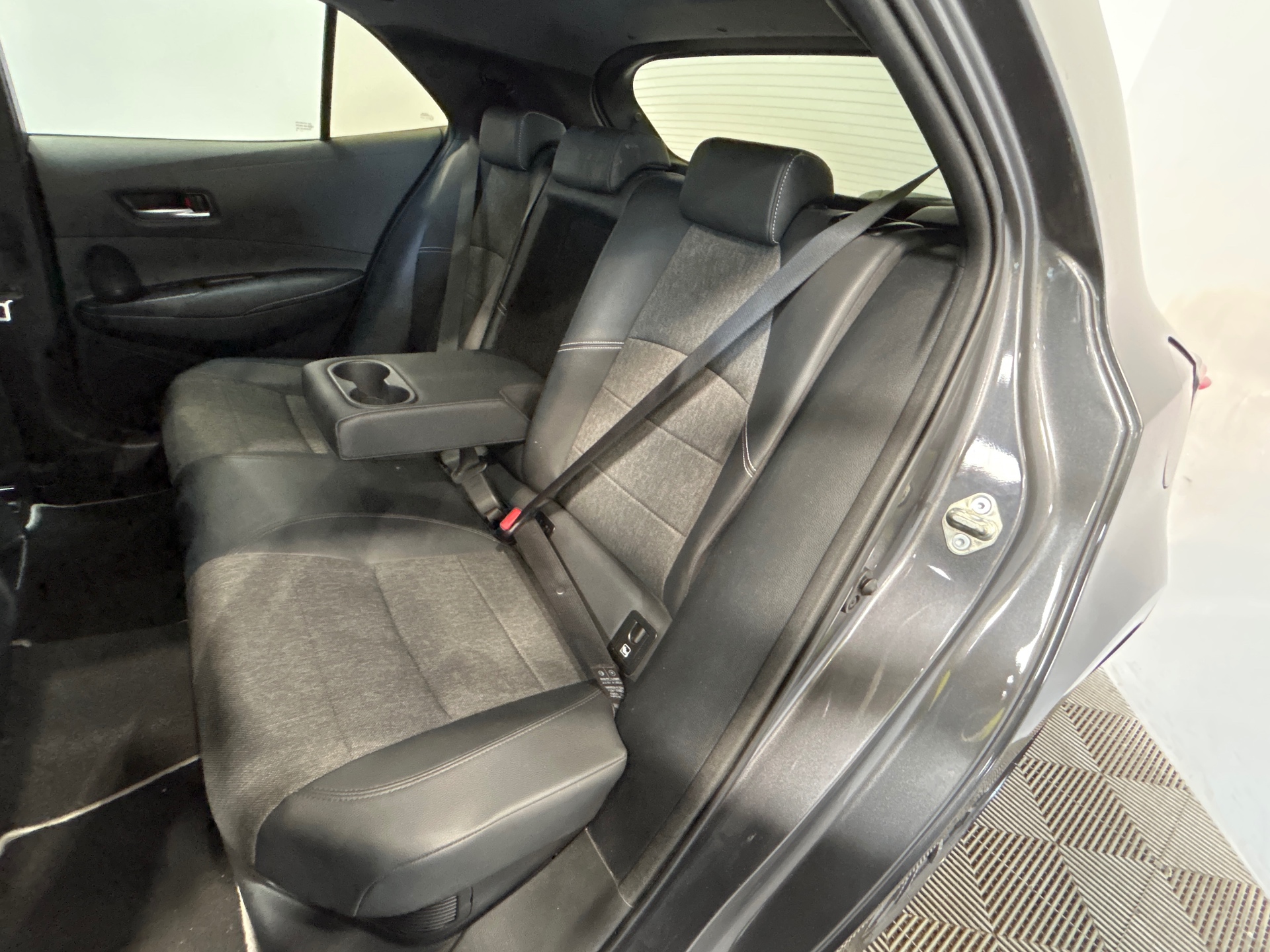 TOYOTA COROLLA PRO HYBRIDE 140H DESIGN
