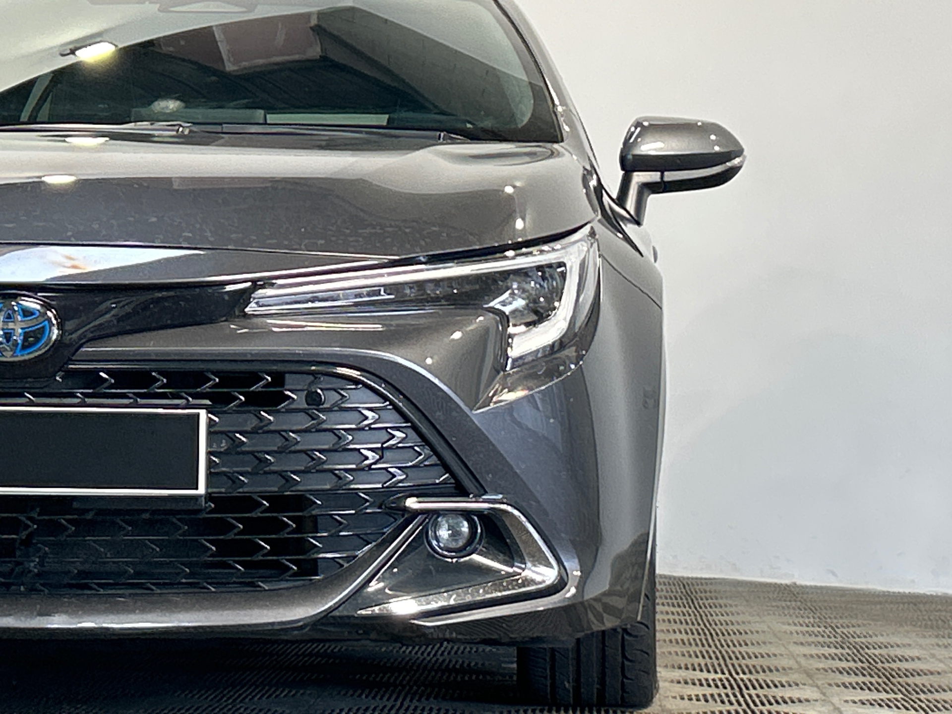 TOYOTA COROLLA PRO HYBRIDE 140H DESIGN