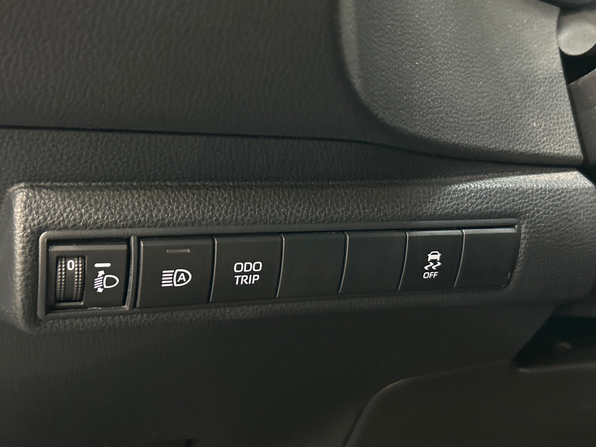 TOYOTA COROLLA PRO HYBRIDE 140H DESIGN