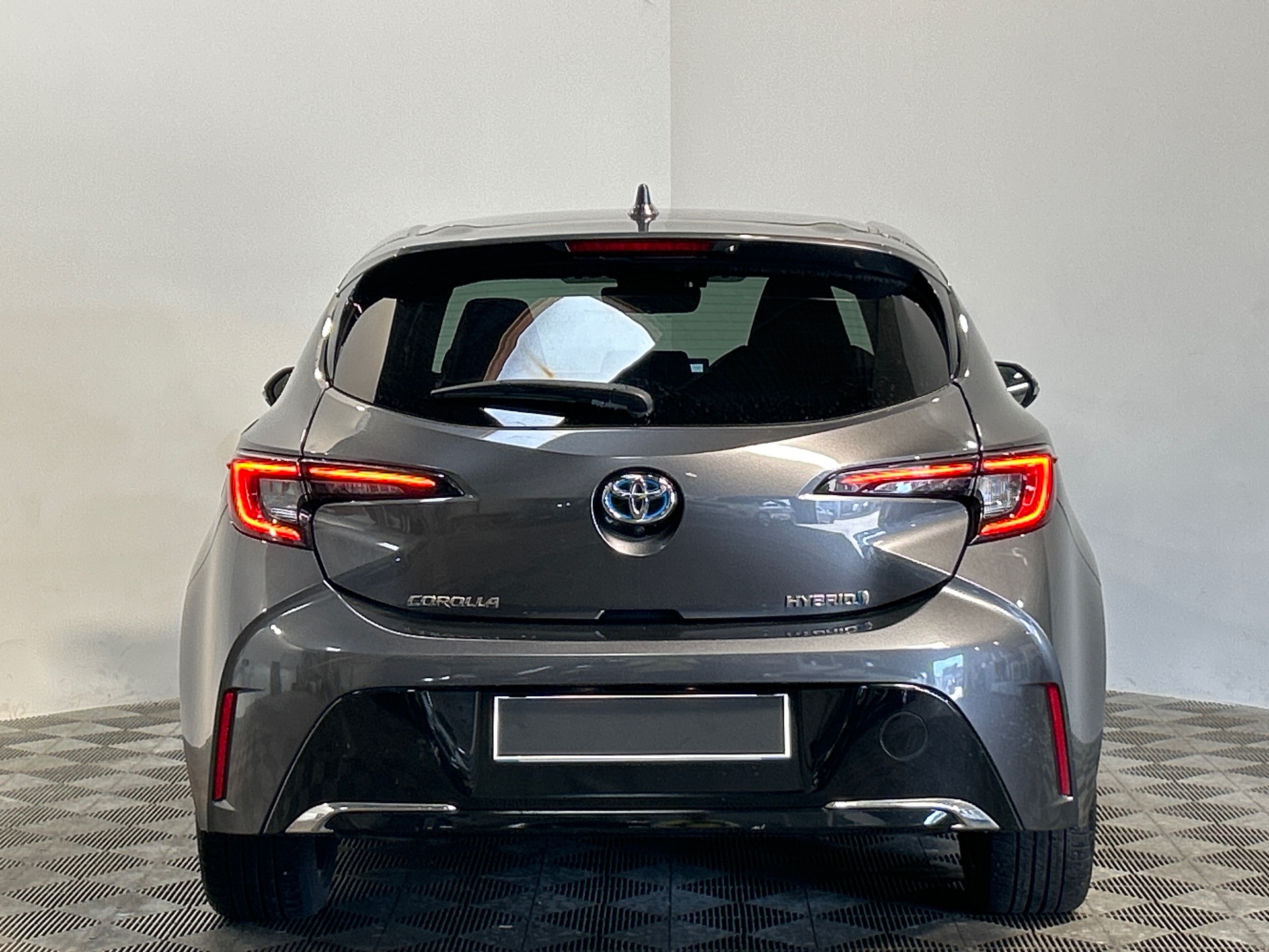 TOYOTA COROLLA PRO HYBRIDE 140H DESIGN