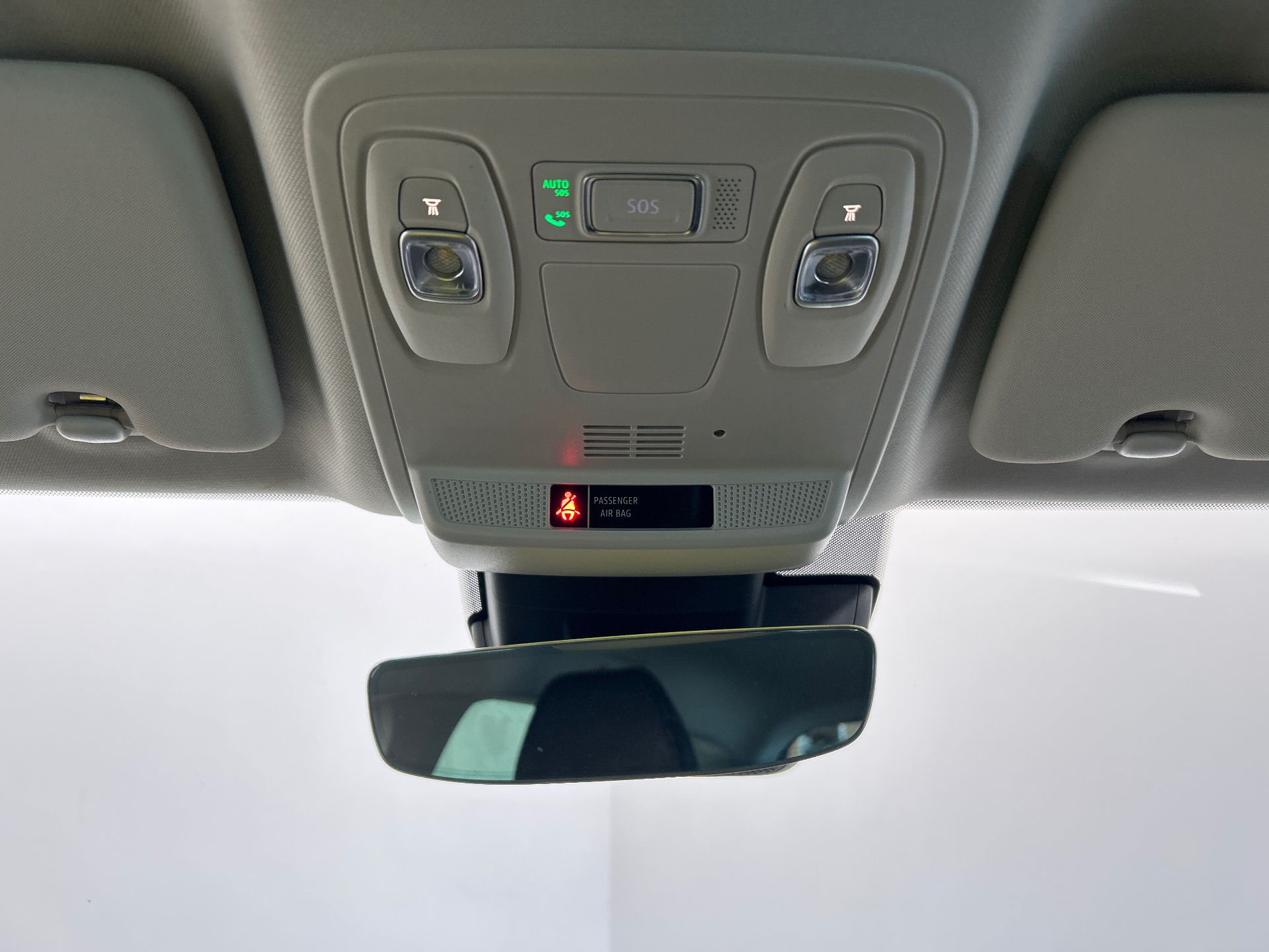 RENAULT MEGANE IV ESTATE techno TCe 140 EDC -23