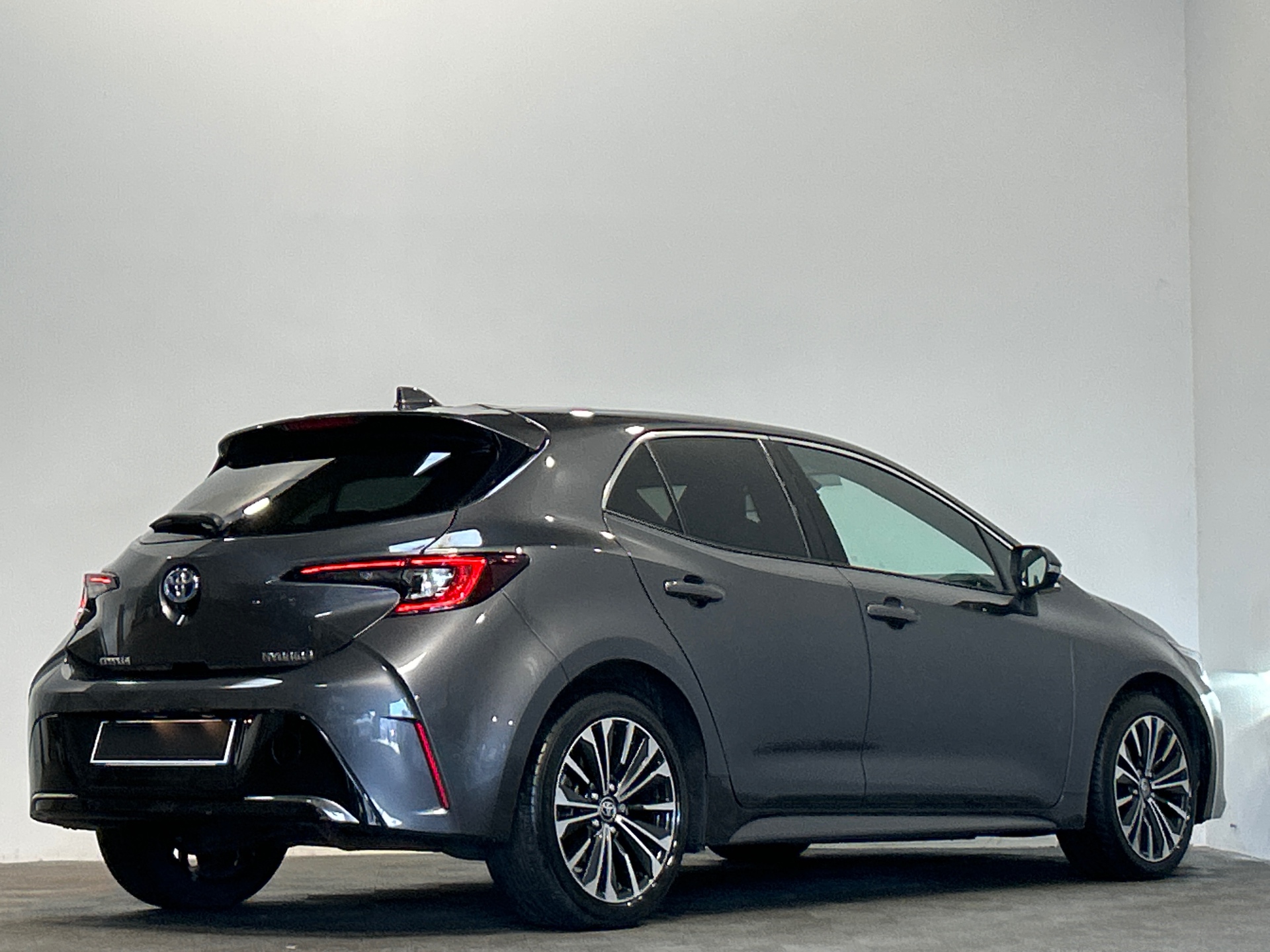 TOYOTA COROLLA PRO HYBRIDE 140H DESIGN