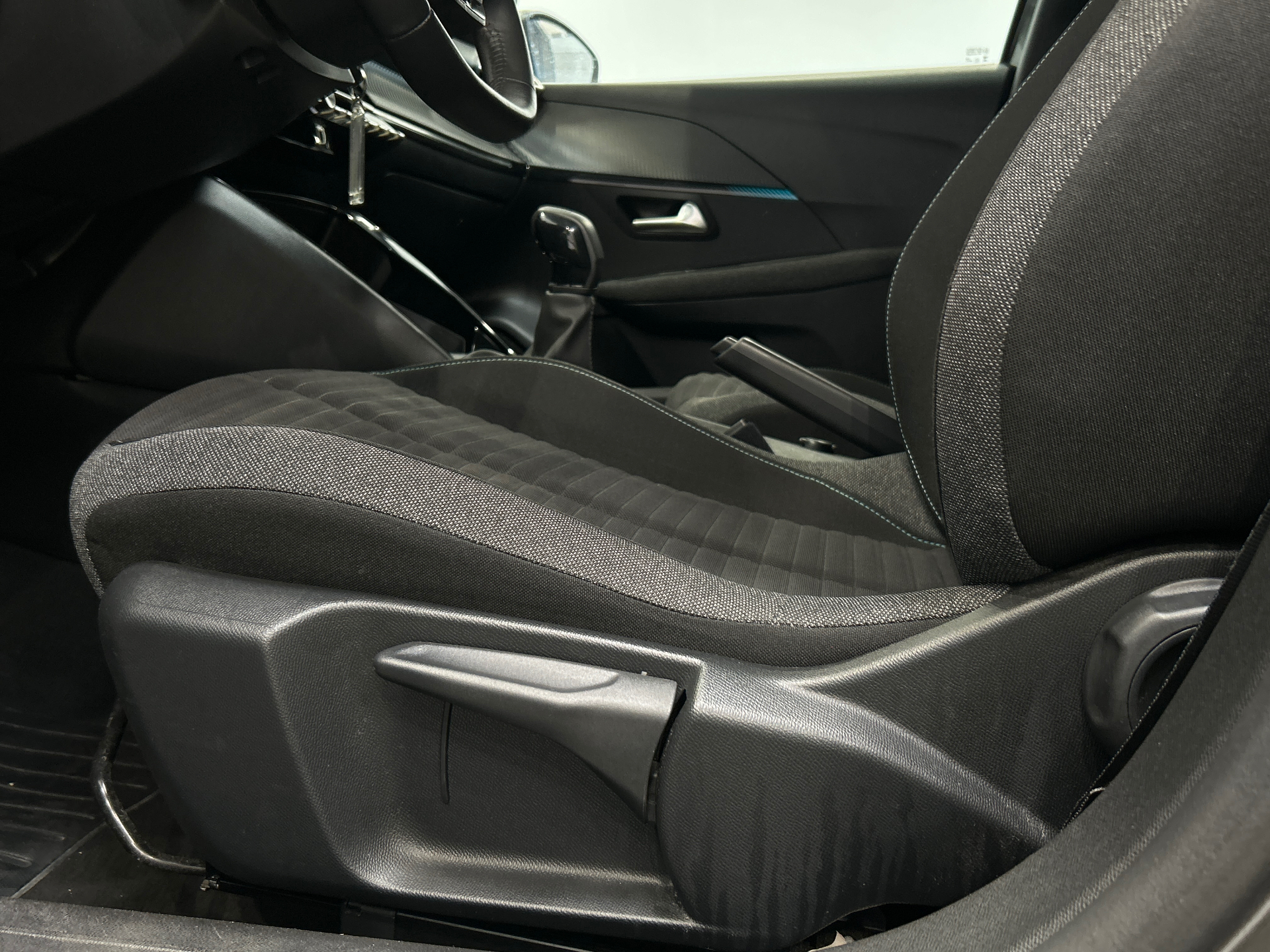 PEUGEOT 208 STYLE PURETECH 75 S&S BVM5