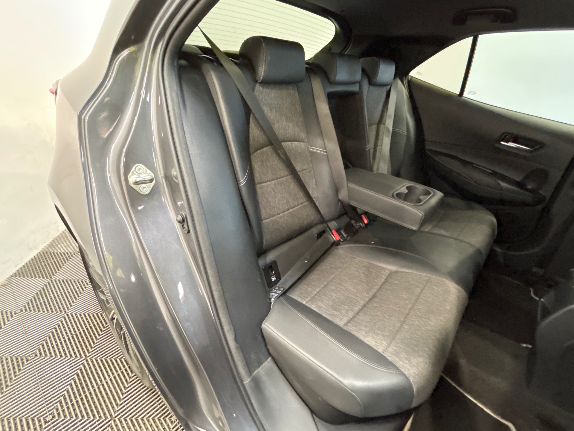 TOYOTA COROLLA PRO HYBRIDE 140H DESIGN