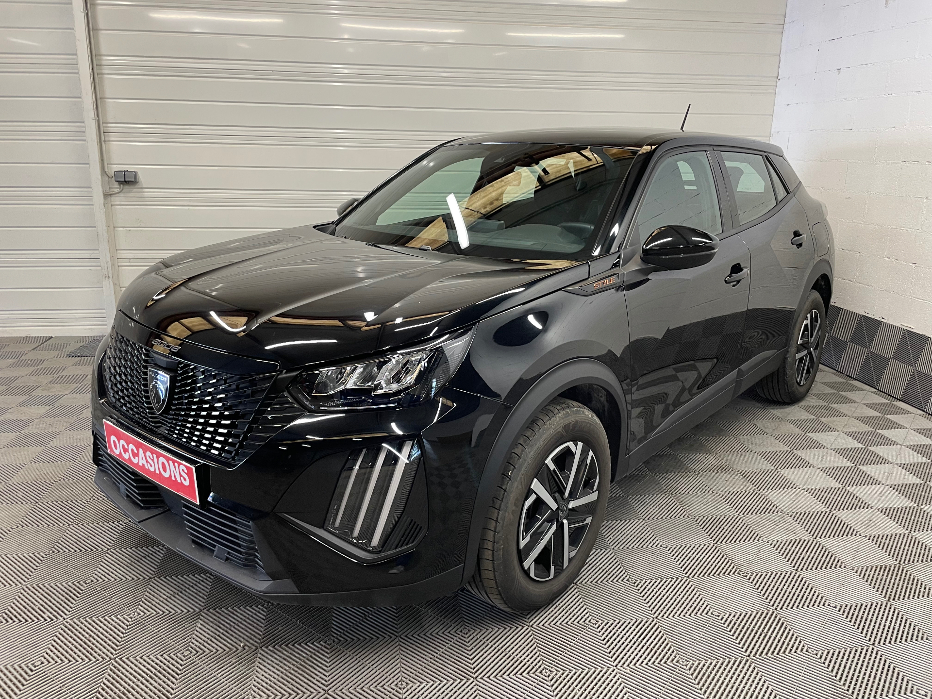 PEUGEOT 2008 Style Hybrid 145 ch e-DCS6
