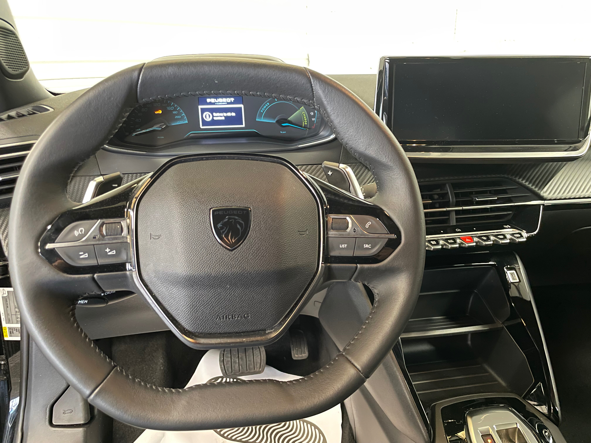 PEUGEOT 2008 Style Hybrid 145 ch e-DCS6