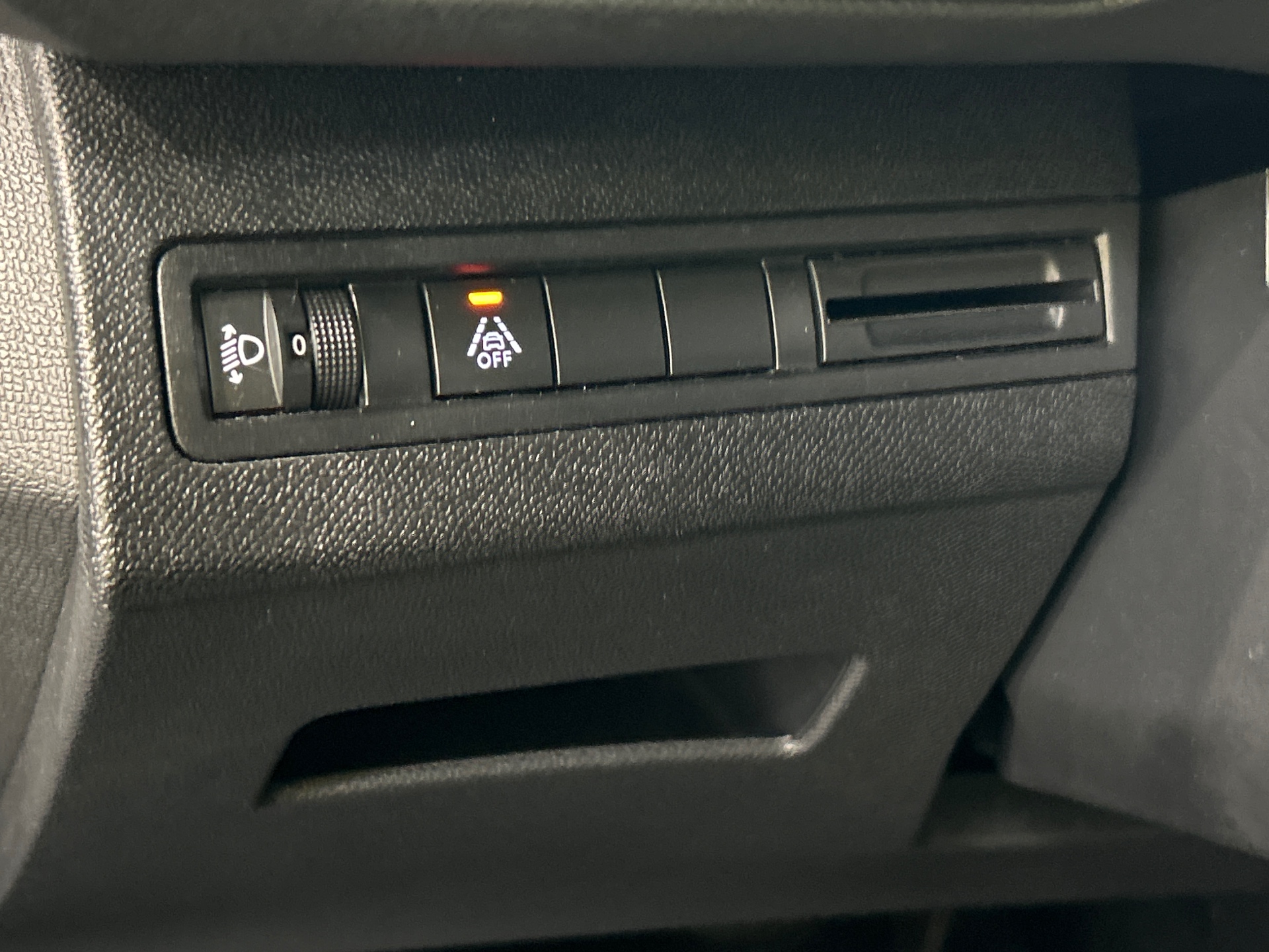 PEUGEOT 3008 ALLURE PACK HYBRID 136 E-DCS6