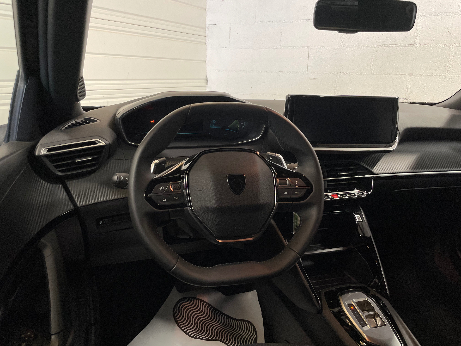 PEUGEOT 2008 Style Hybrid 145 ch e-DCS6