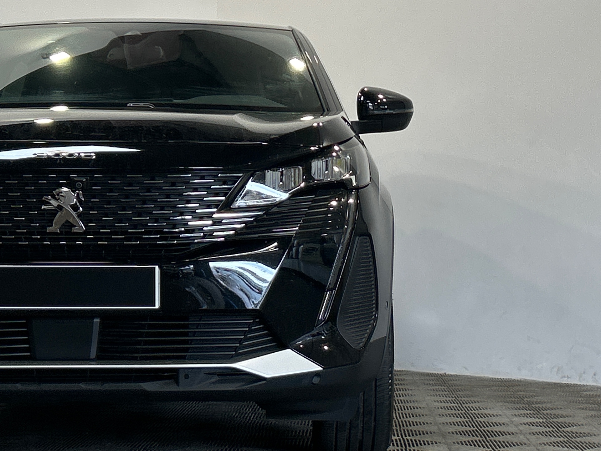 PEUGEOT 3008 ALLURE PACK HYBRID 136 E-DCS6
