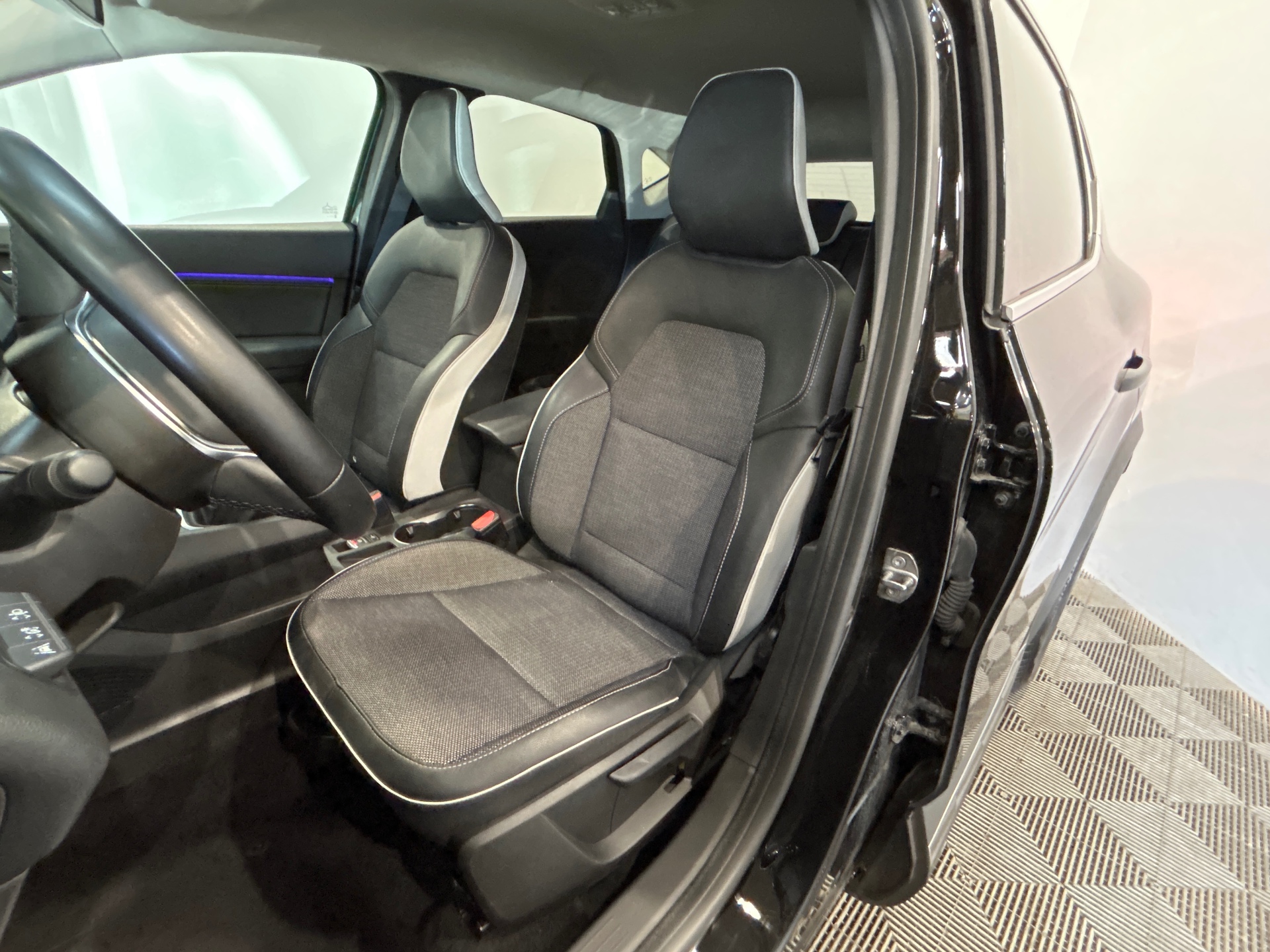 RENAULT CAPTUR techno TCe 90