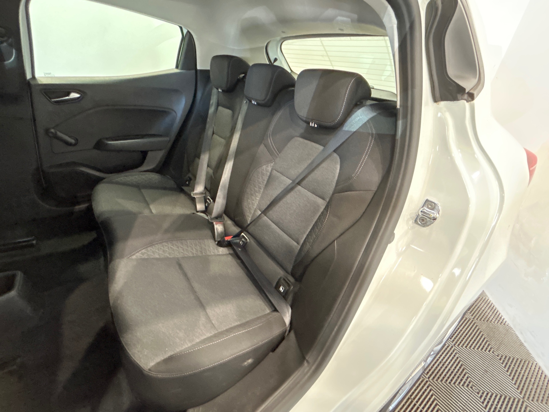 RENAULT CLIO V TCe 90 X-Tronic - 21N Business