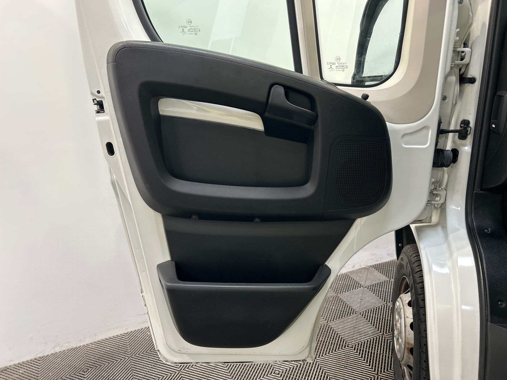 PEUGEOT BOXER FOURGON TOLE 330 L2H2 BLUEHDI 120 S&S PREMIUM