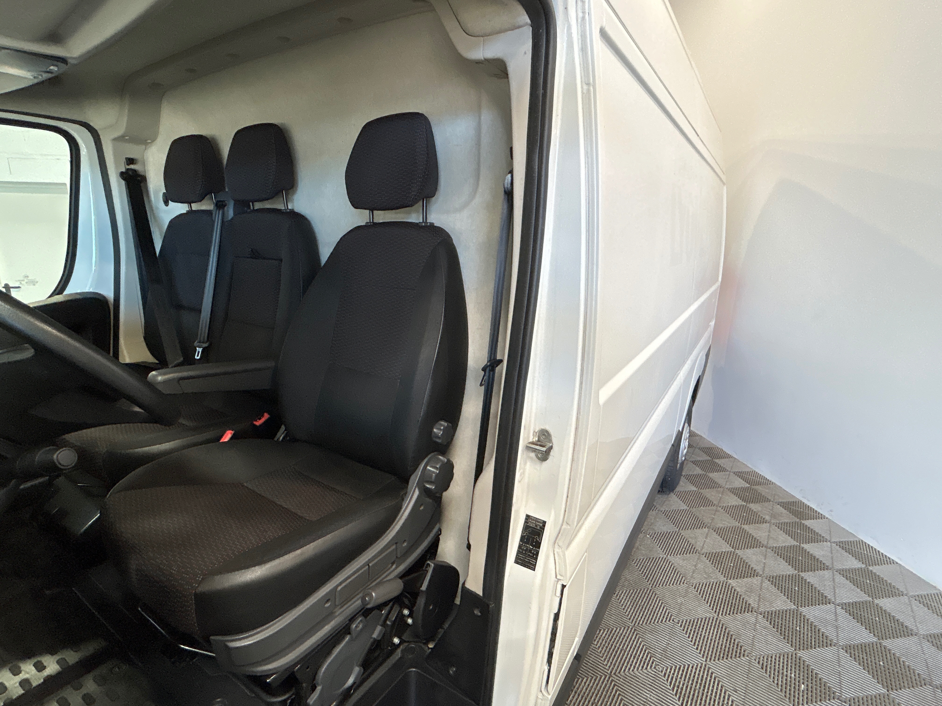 PEUGEOT BOXER FOURGON TOLE 330 L2H2 BLUEHDI 120 S&S PREMIUM