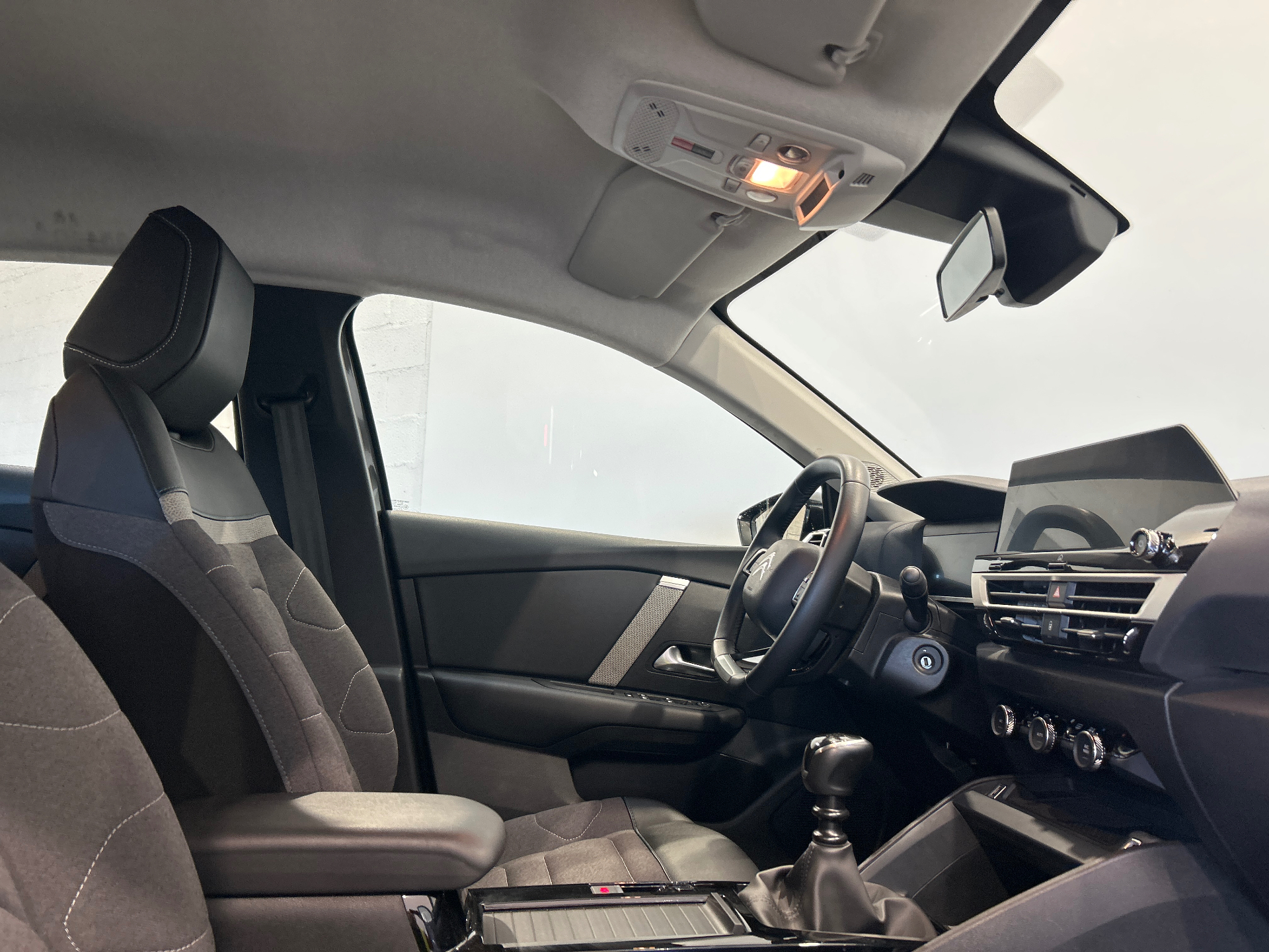 CITROEN C4 PureTech 130 BVM6 Plus