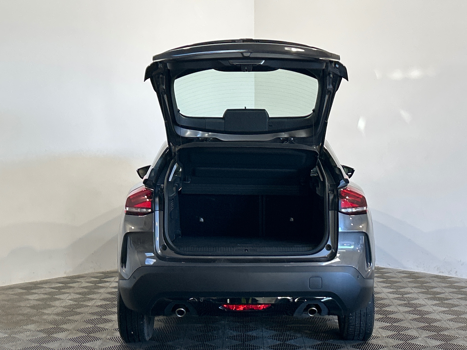 CITROEN C4 PureTech 130 BVM6 Plus
