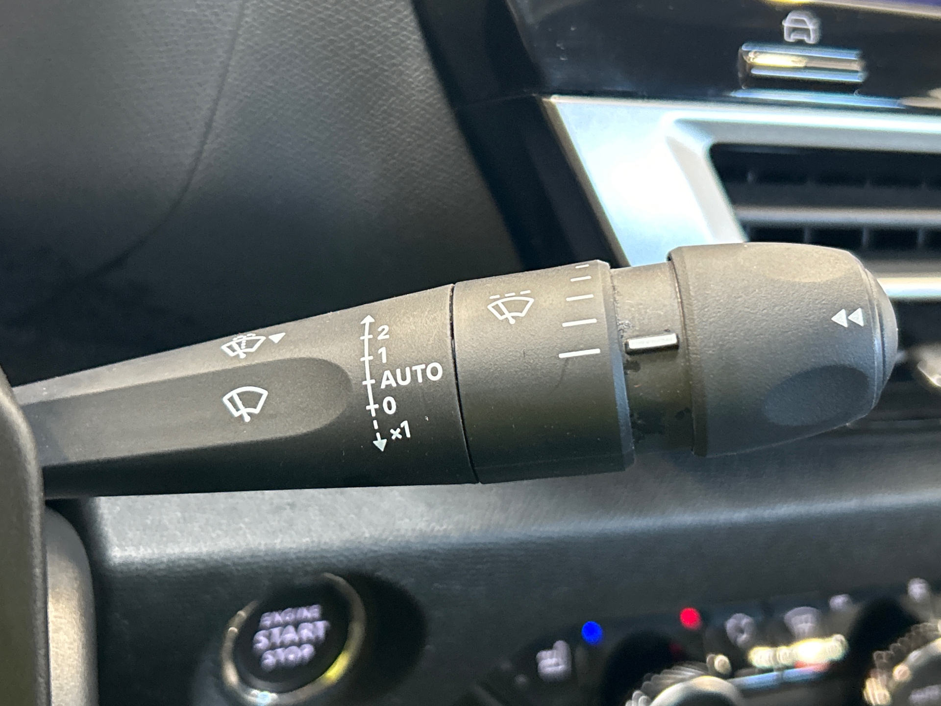 CITROEN C4 PT130 S&S BVM6 FEELPK