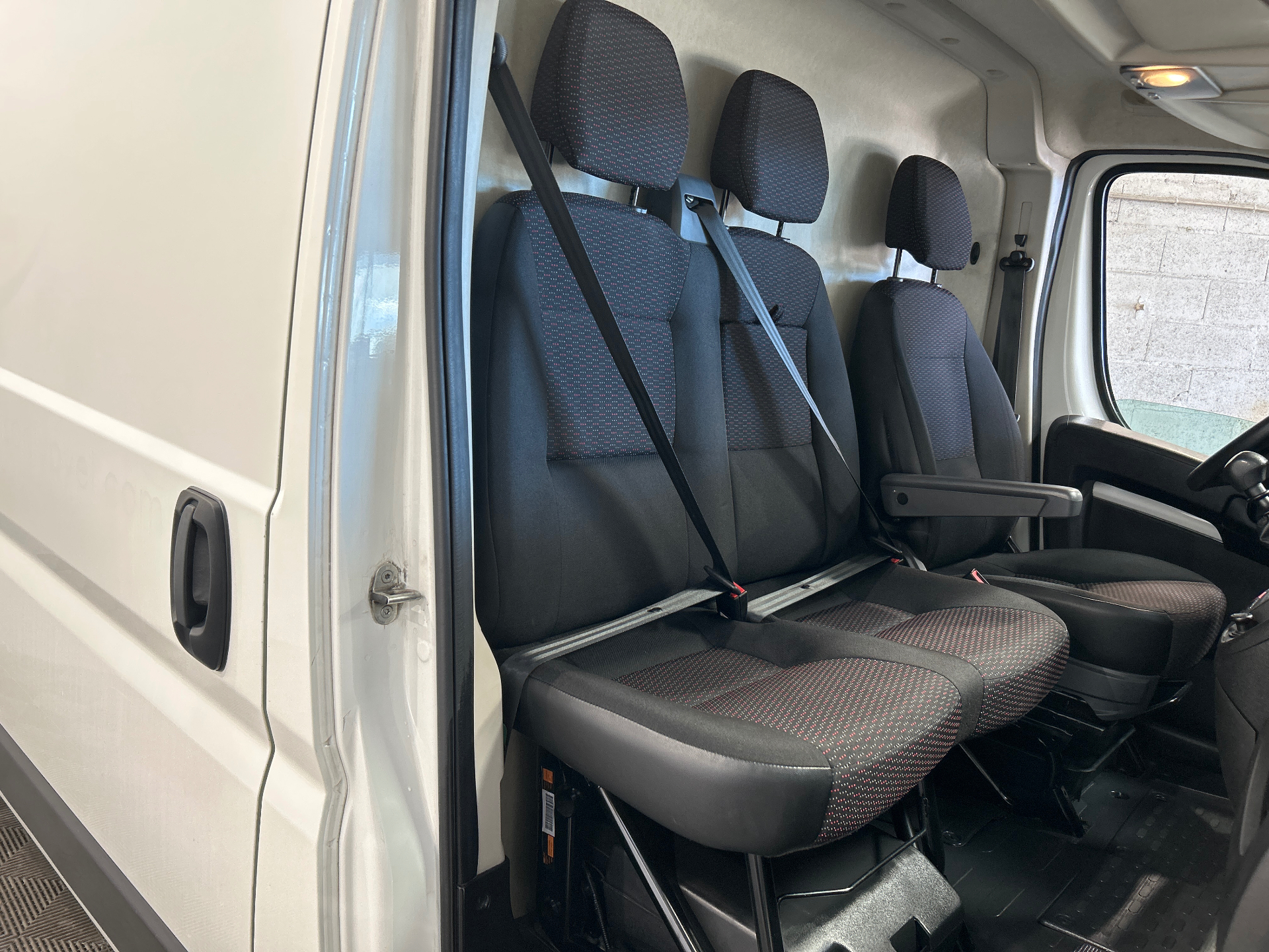 PEUGEOT BOXER FOURGON TOLE 330 L2H2 BLUEHDI 120 S&S PREMIUM