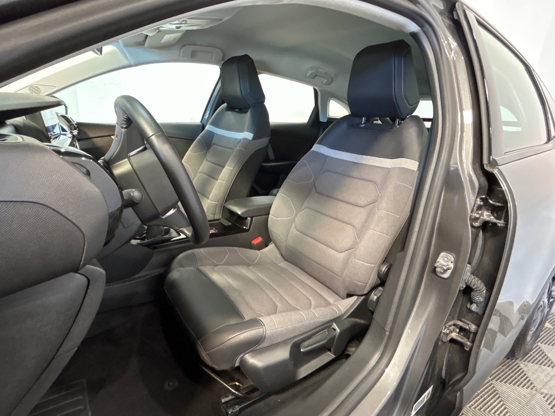 CITROEN C4 PT130 S&S BVM6 FEELPK